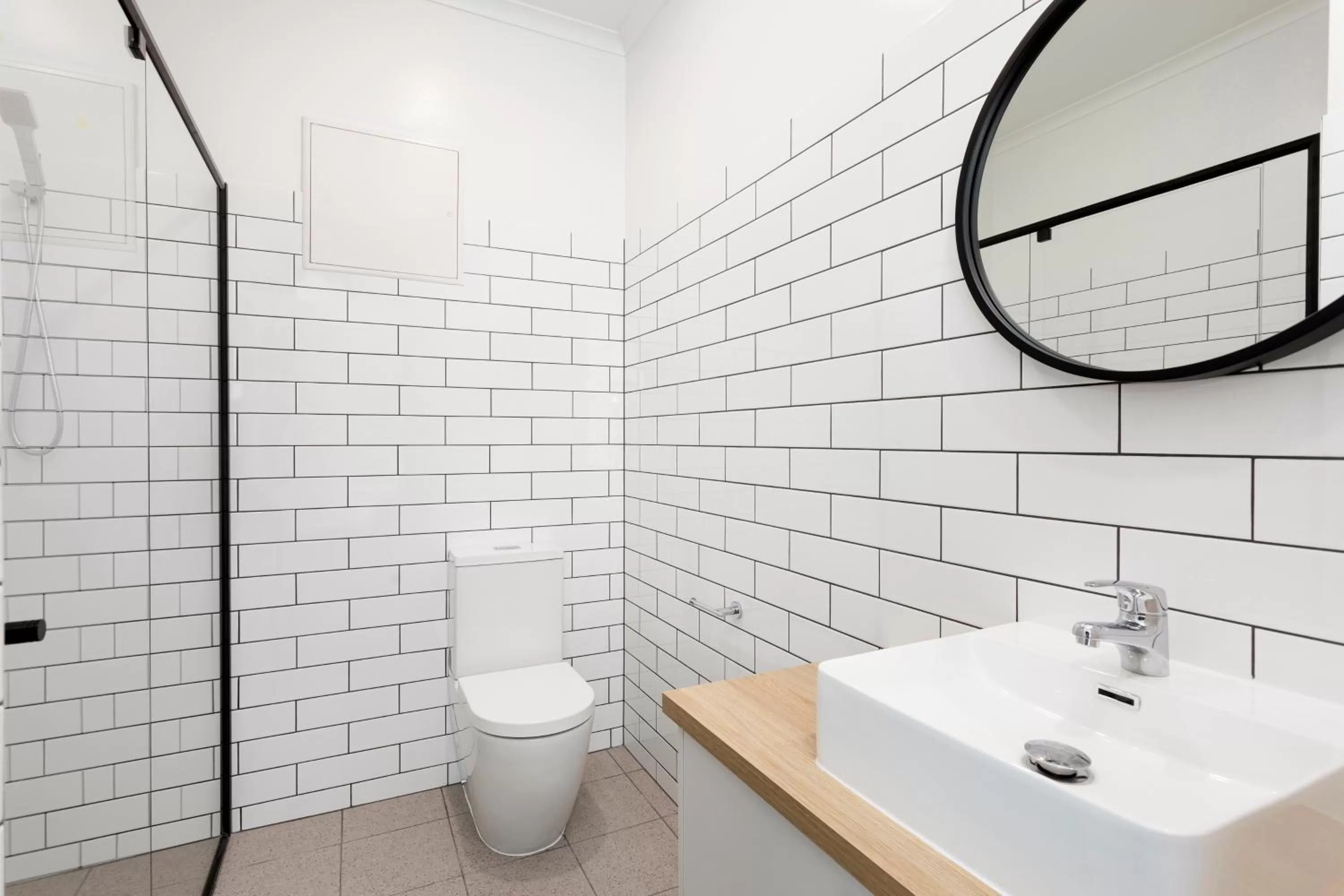 Bathroom in Grand Terminus Hotel