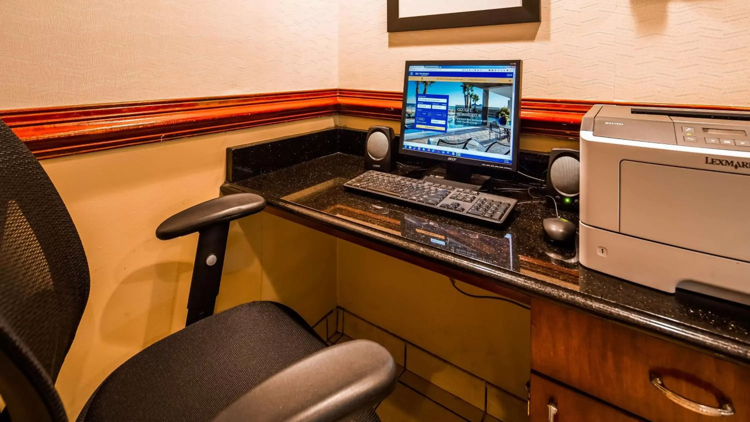 On site, Business Area/Conference Room in Best Western Potomac Mills