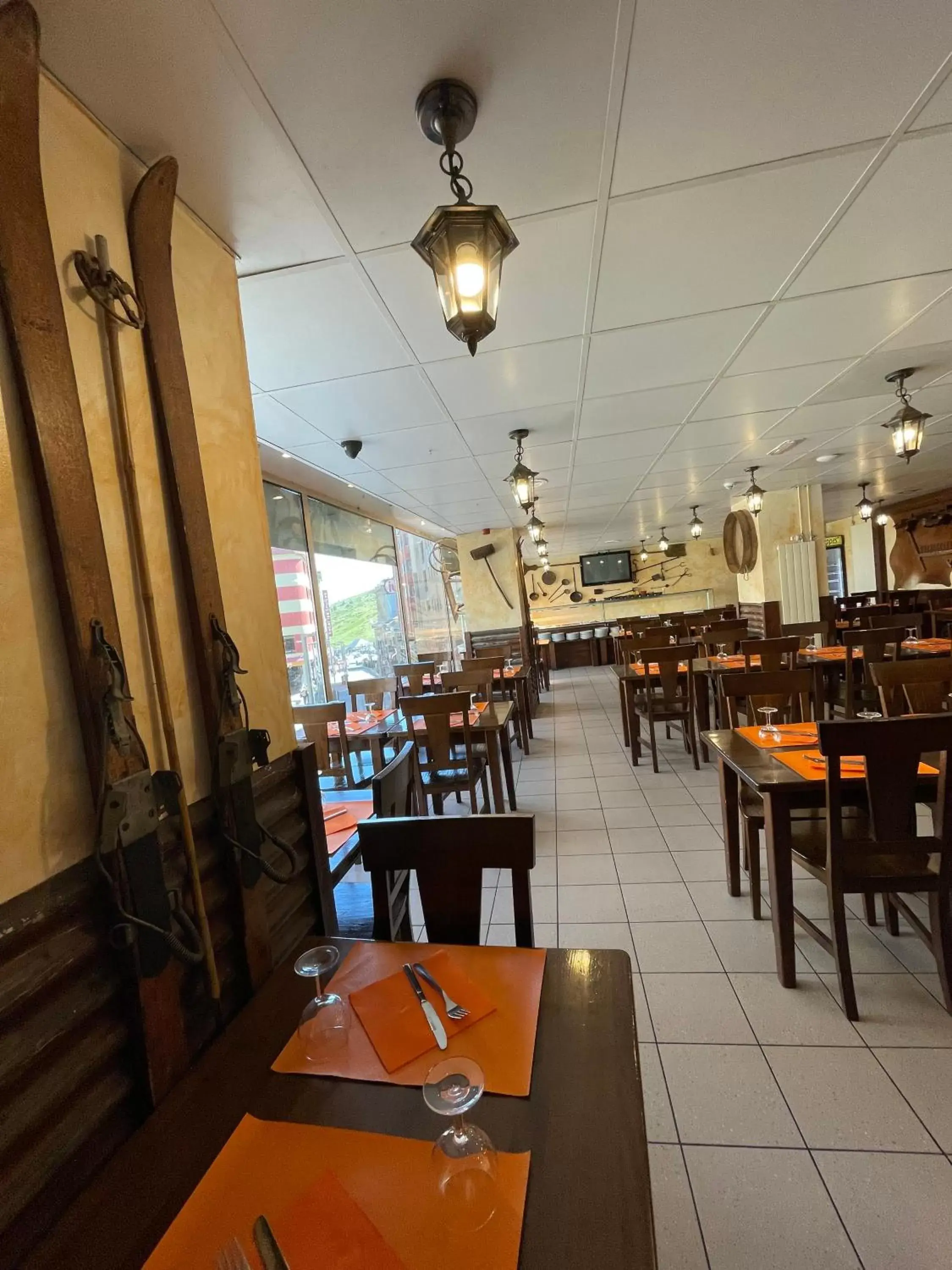 Restaurant/places to eat in Hotel Cims Pas de La Casa Restaurant/places to eat in Hotel Cims Pas de La Casa