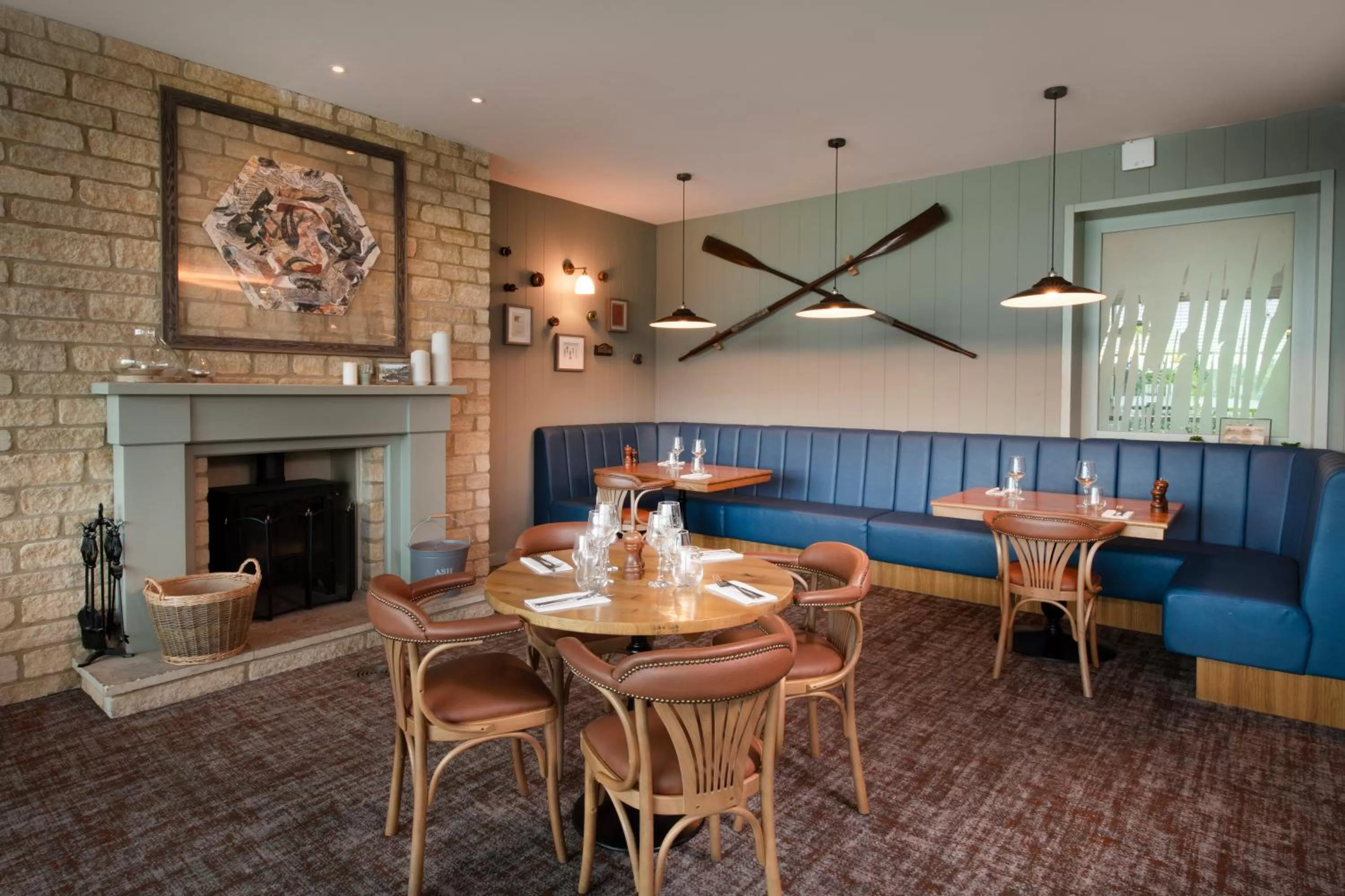 Restaurant/places to eat in De Vere Cotswold Water Park