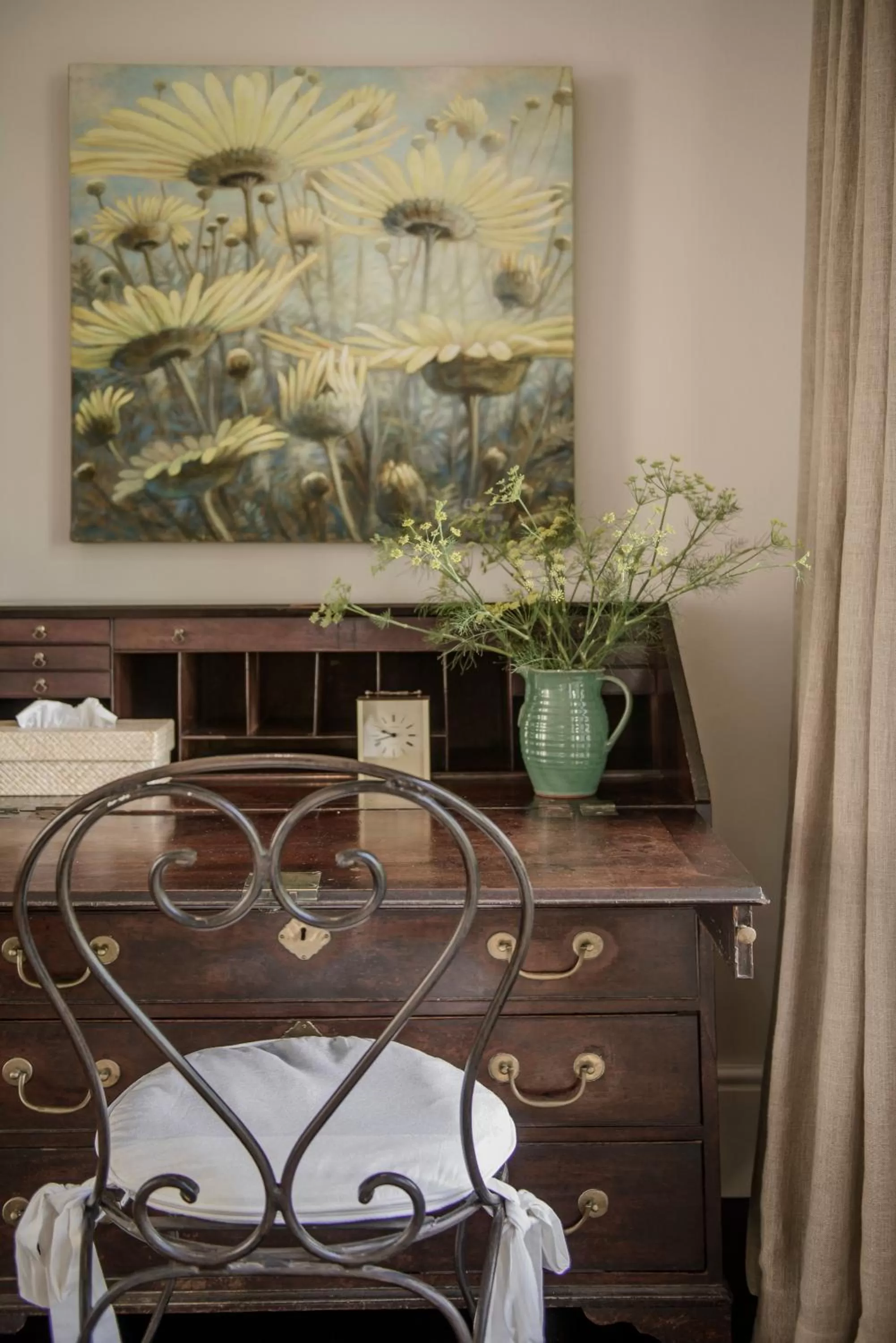 Decorative detail, Bed in Torburnlea Homestead Luxury Accommodation