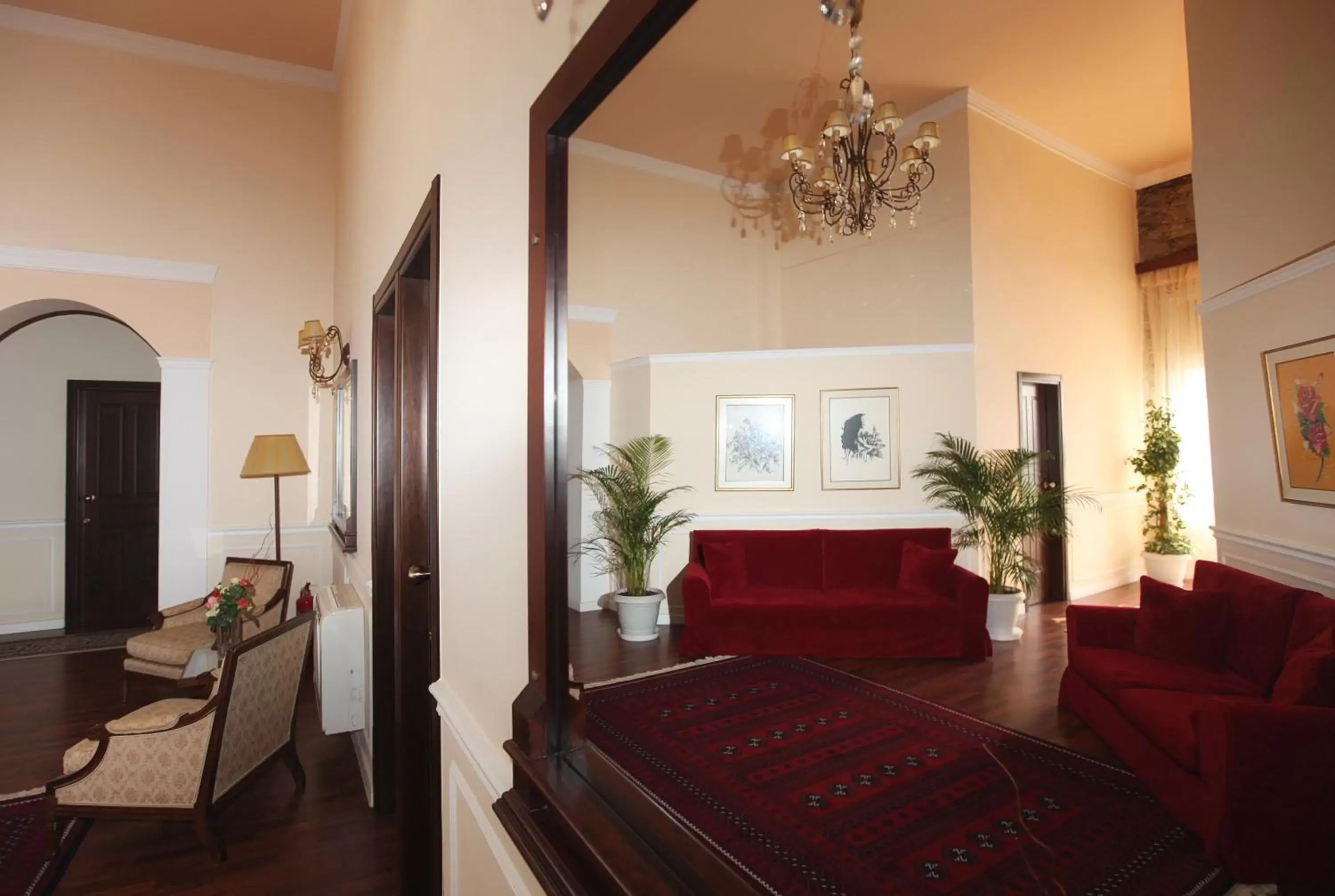 Living room, TV/Entertainment Center in Hotel Aktaion Syros