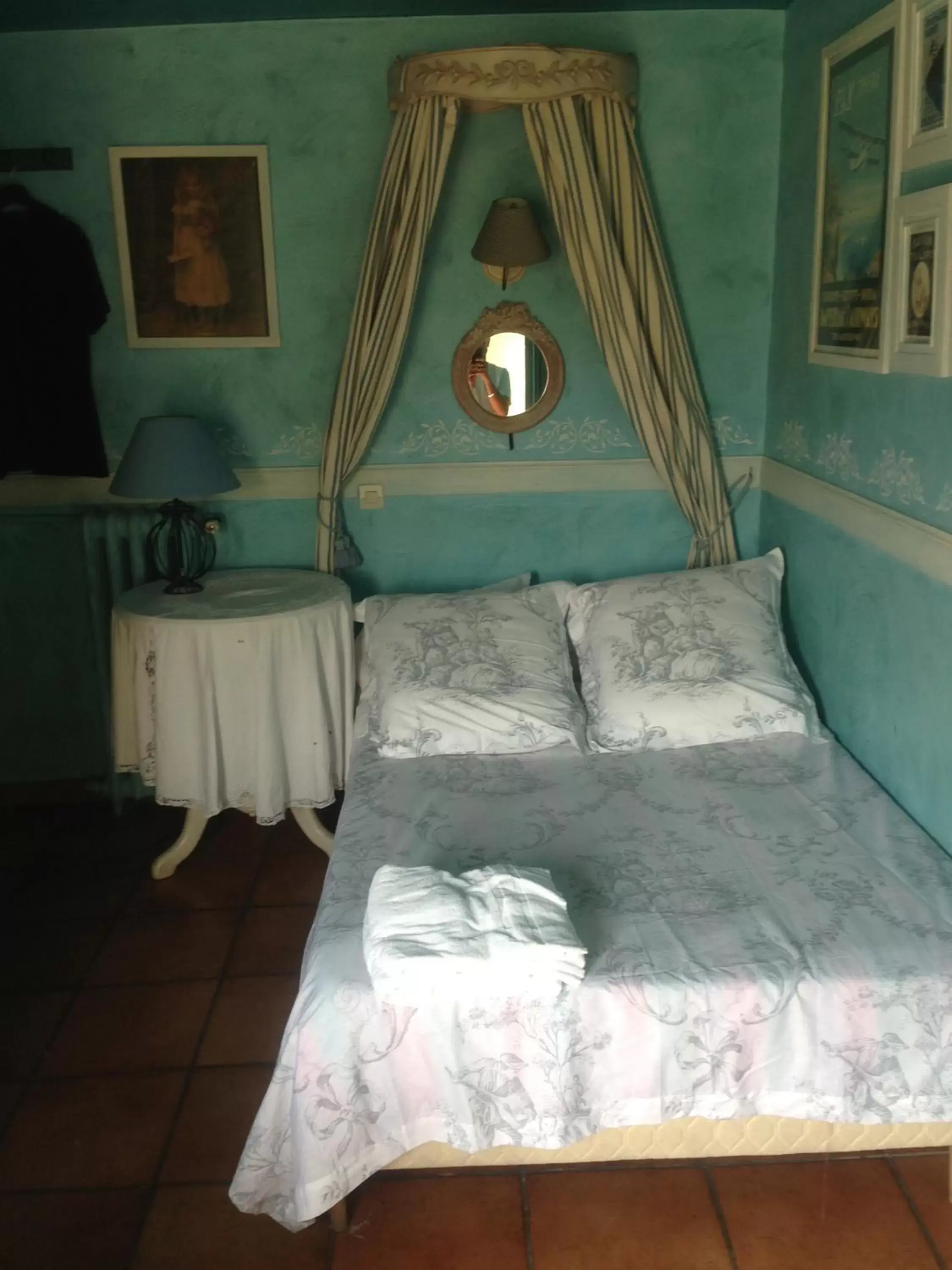 Bedroom, Bed in Hotel de Nesle