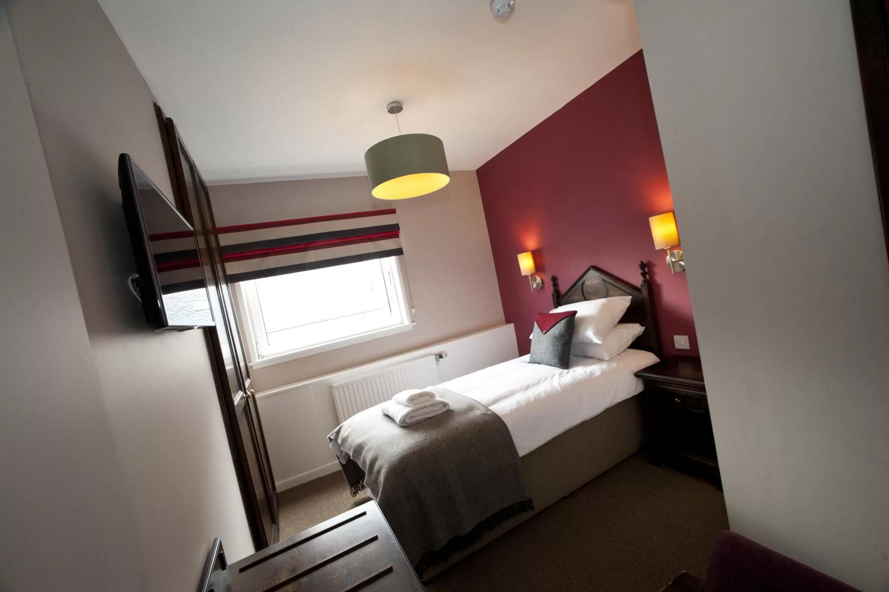 Photo of the whole room in The Crown Inn