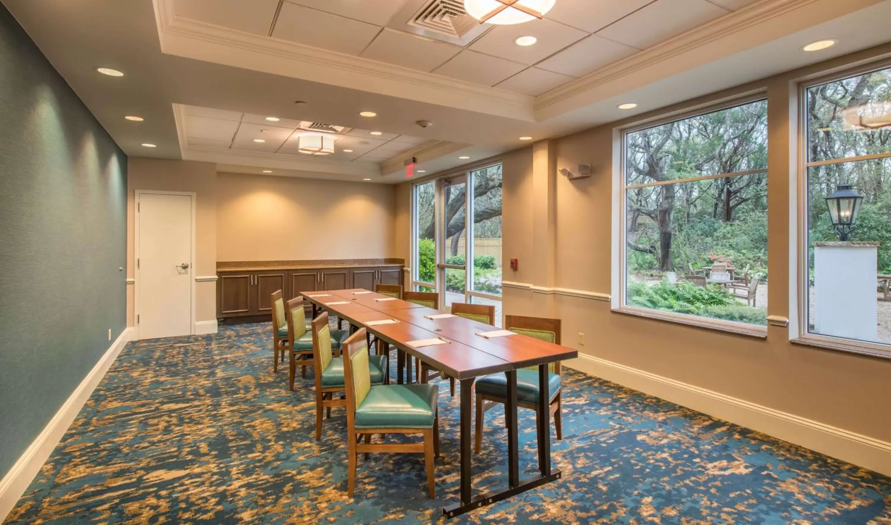 Meeting/conference room in Hampton Inn & Suites Jekyll Island