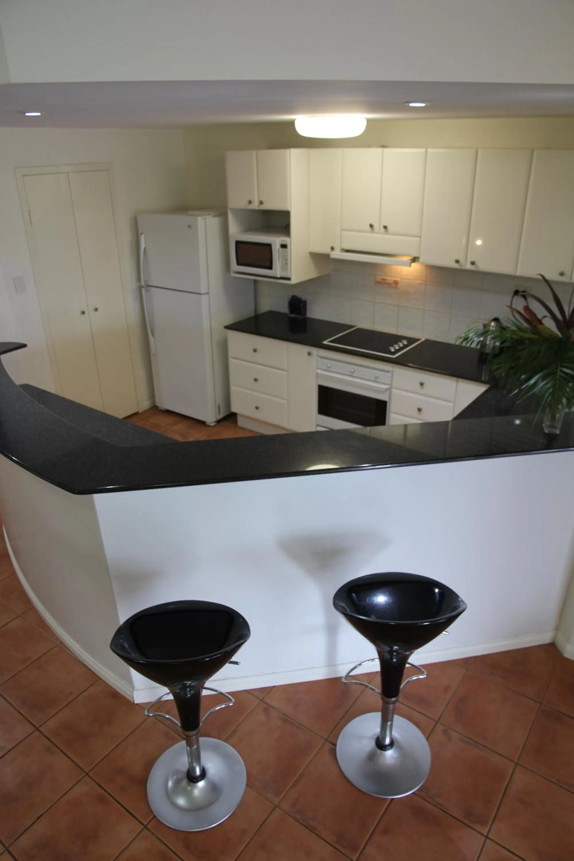 Kitchen or kitchenette, Kitchen/Kitchenette in Darwin Deluxe Apartments