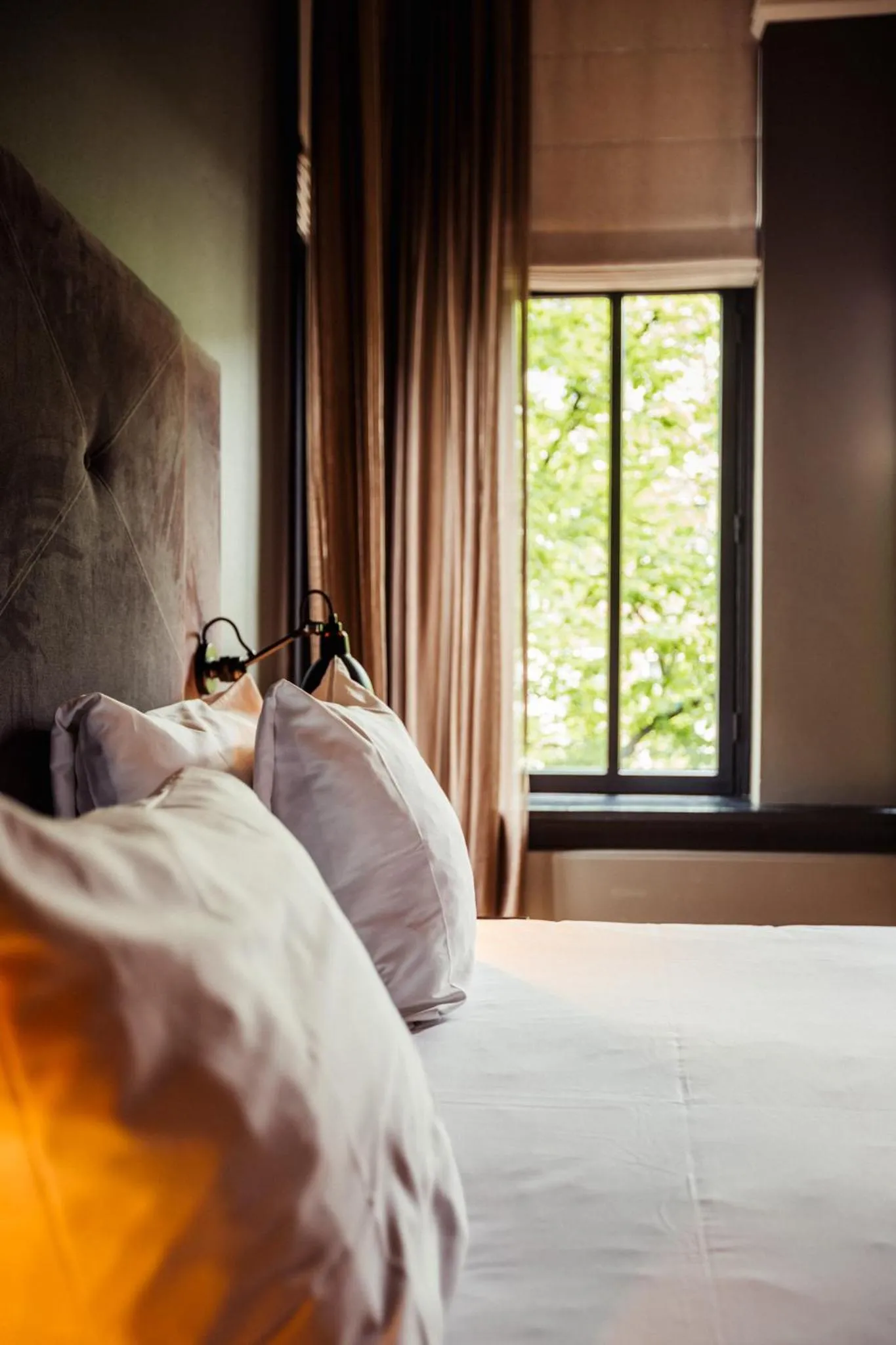 Bed in Post-Plaza Hotel & Grand Café