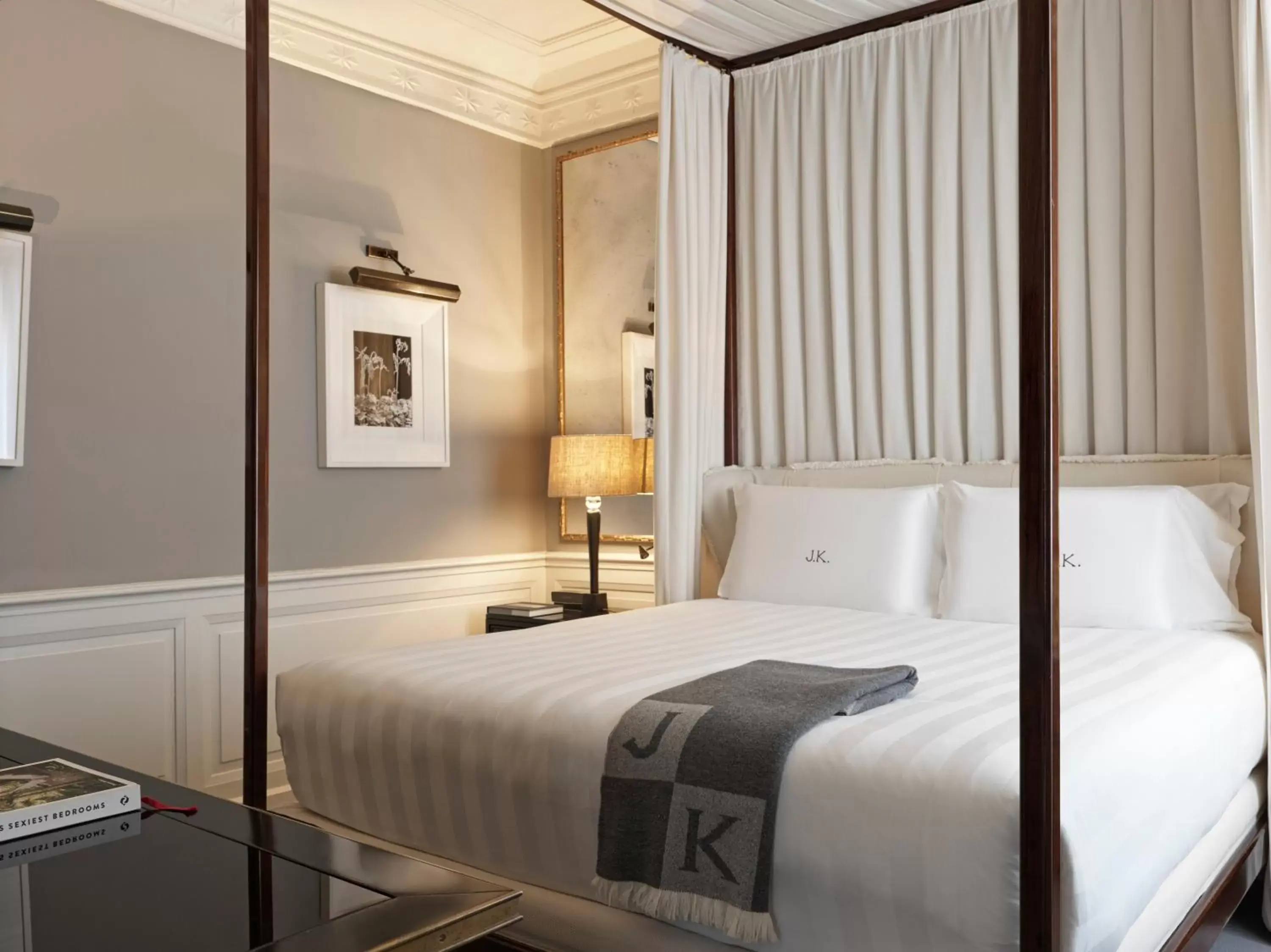 Bedroom, Bed in J.K. Place Roma - The Leading Hotels of the World