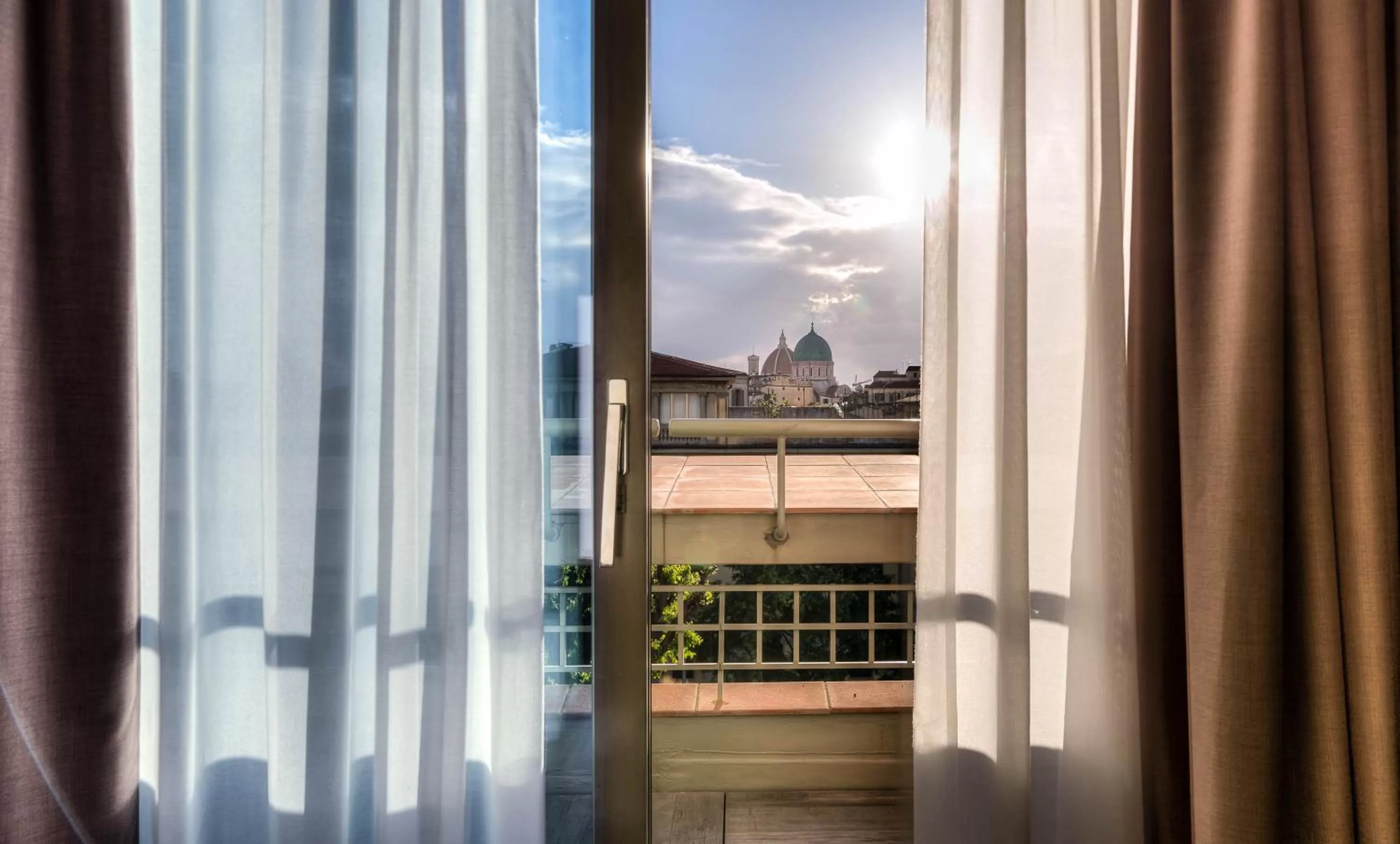 Superior with Balcony - Kitchen & Pool Access  in Forte16 View & SPA