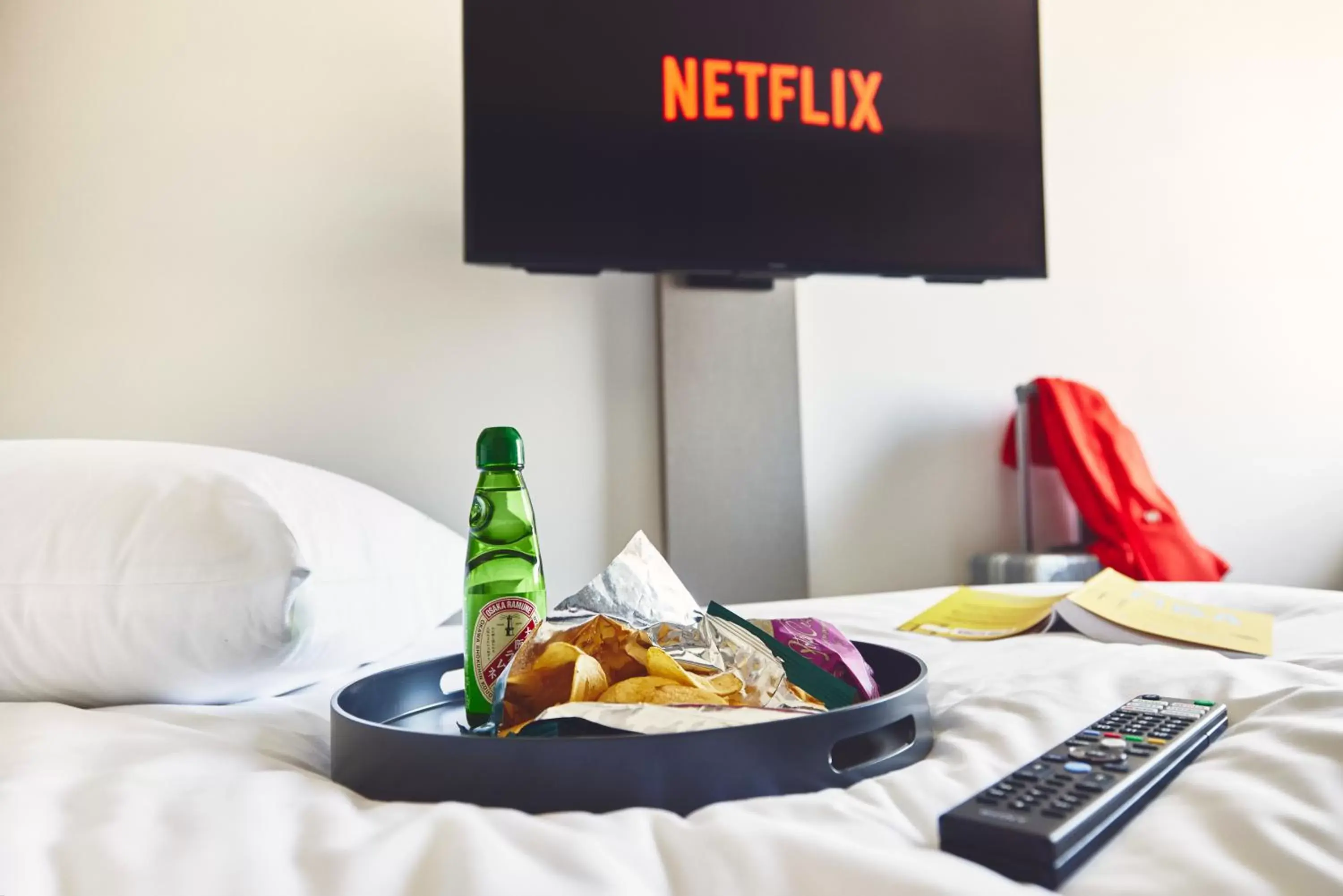 Queen Room with City View - single occupancy - High Floor/Free Breakfast in Holiday Inn Express Osaka City Centre- Midosuji by IHG Queen Room with City View - single occupancy - High Floor/Free Breakfast in Holiday Inn Express Osaka City Centre- Midosuji by IHG