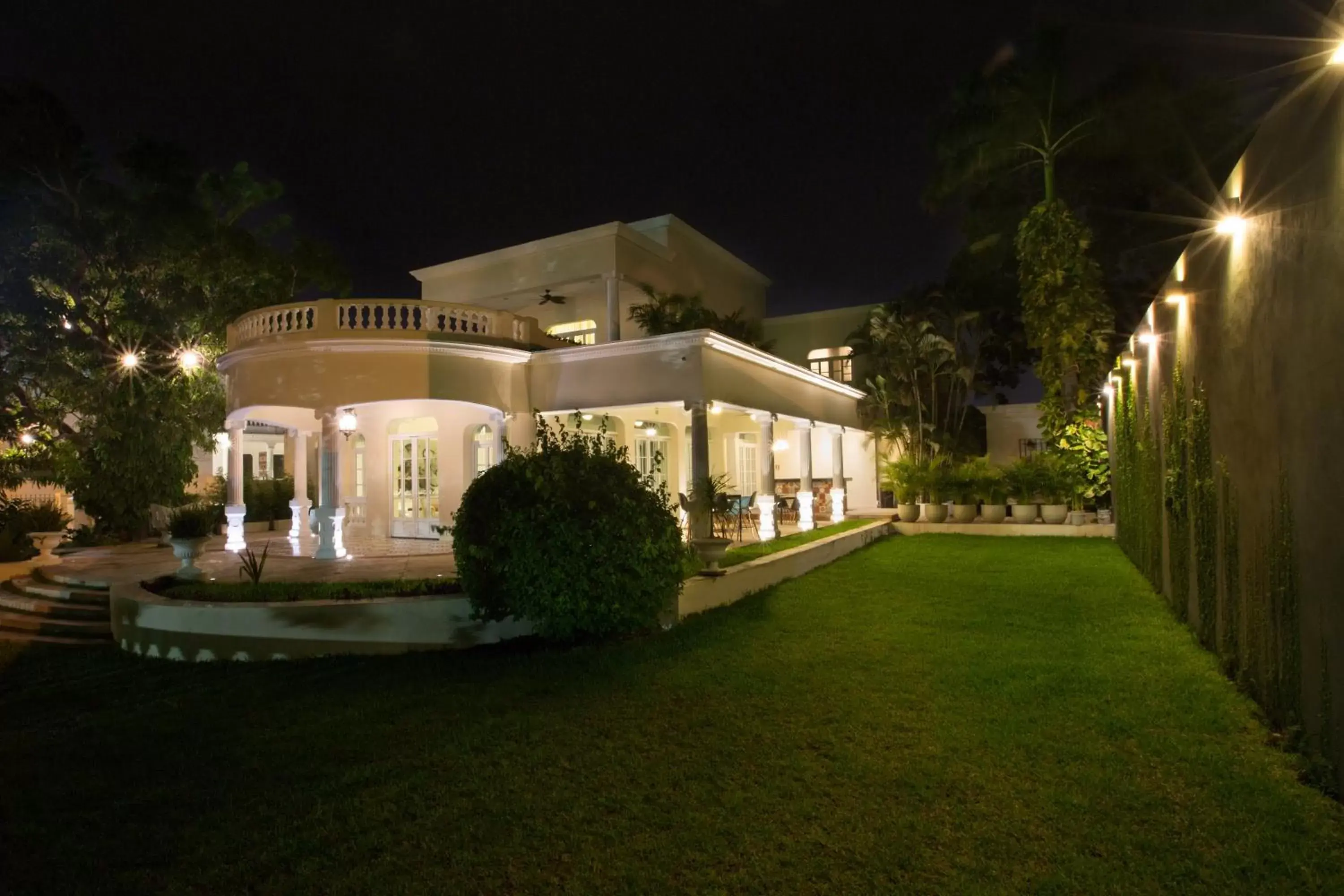 Facade/entrance, Garden in Delfina Boutique Hotel