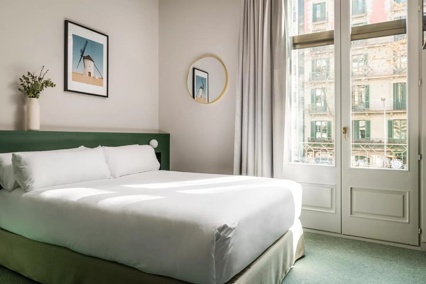 Bed in BYPILLOW Mothern