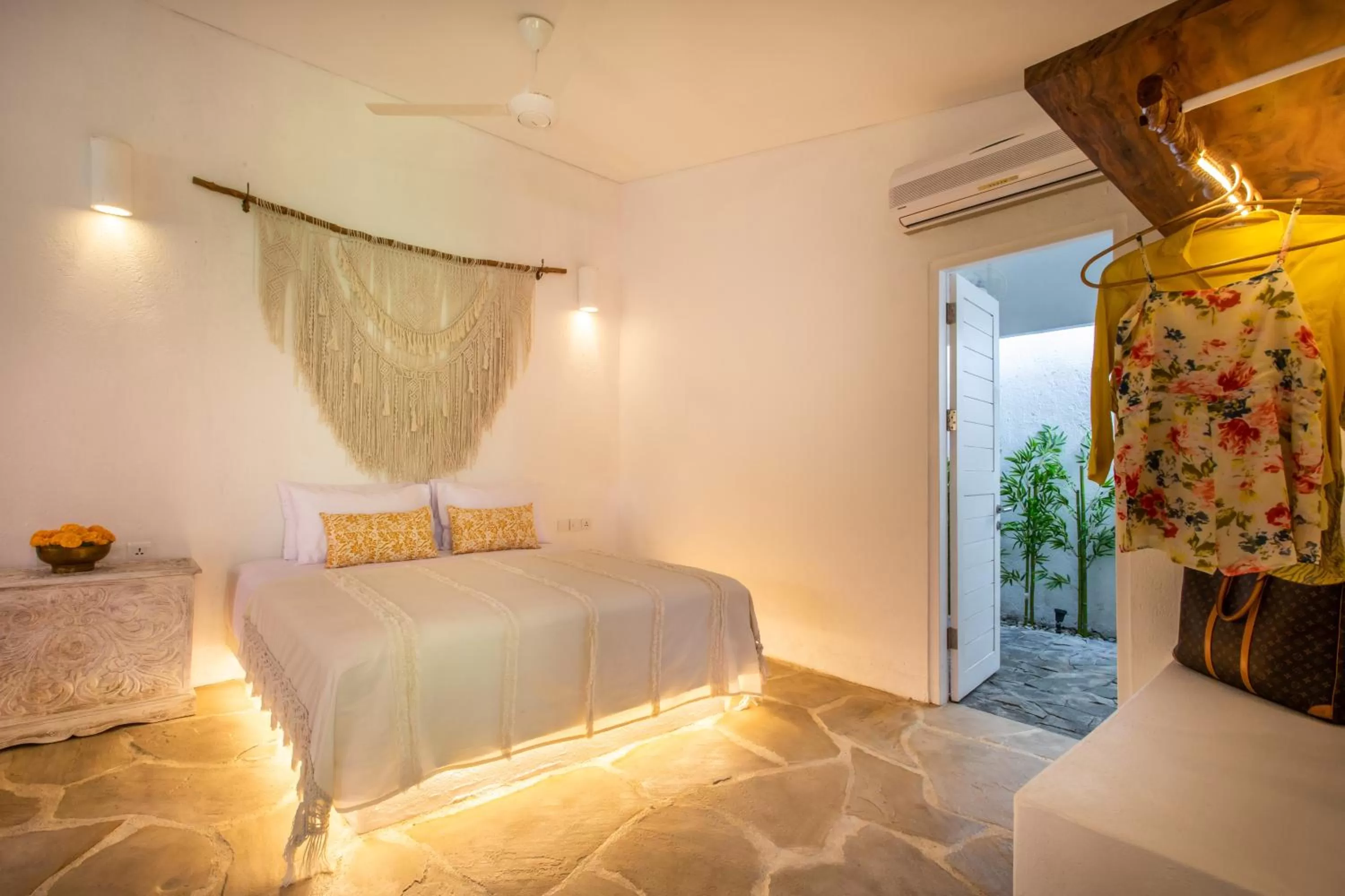 Bed in PinkPrivate Sanur - for Cool Adults Only