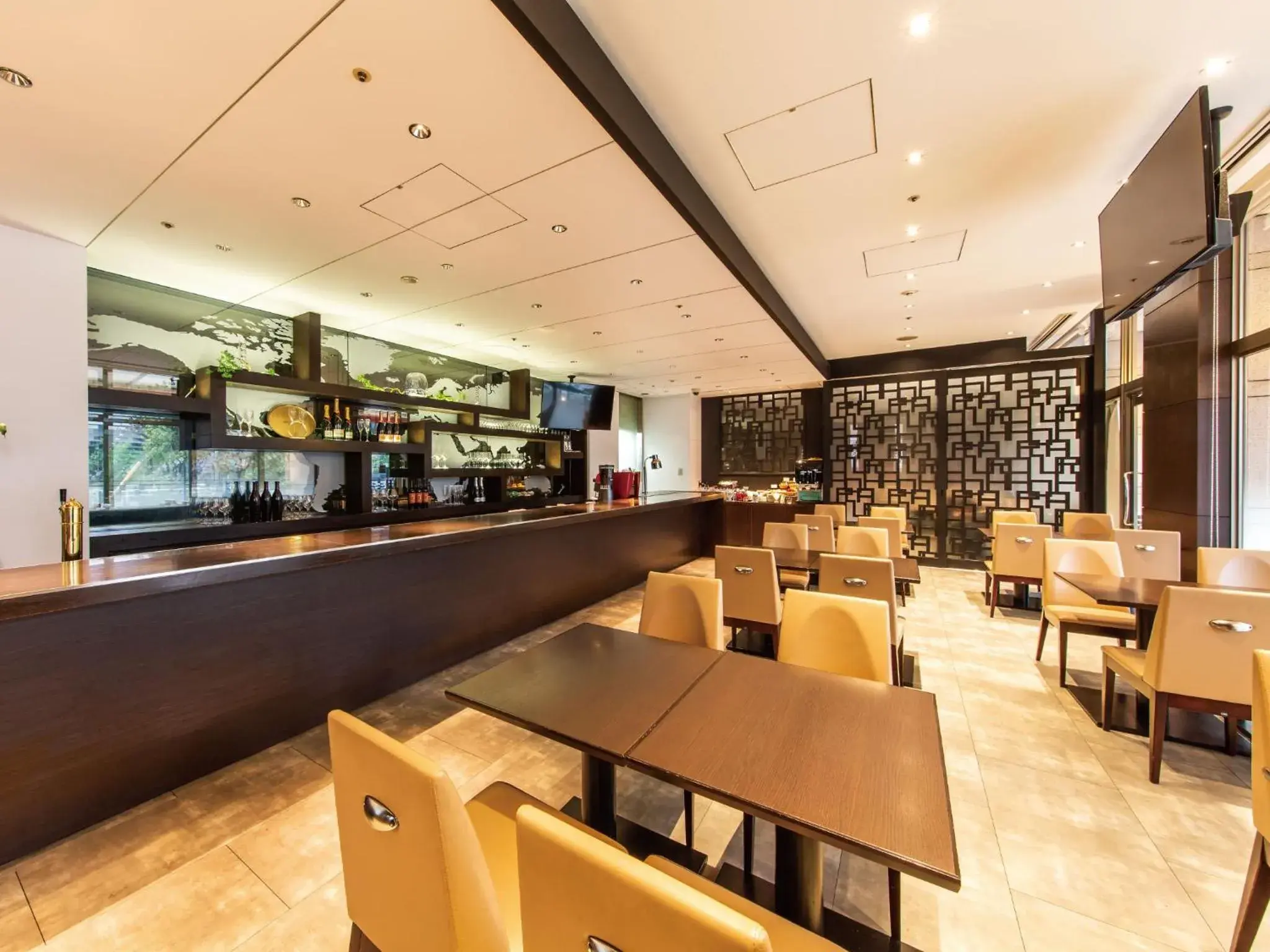 Restaurant/places to eat, Lounge/Bar in Hotel JAL City Haneda Tokyo