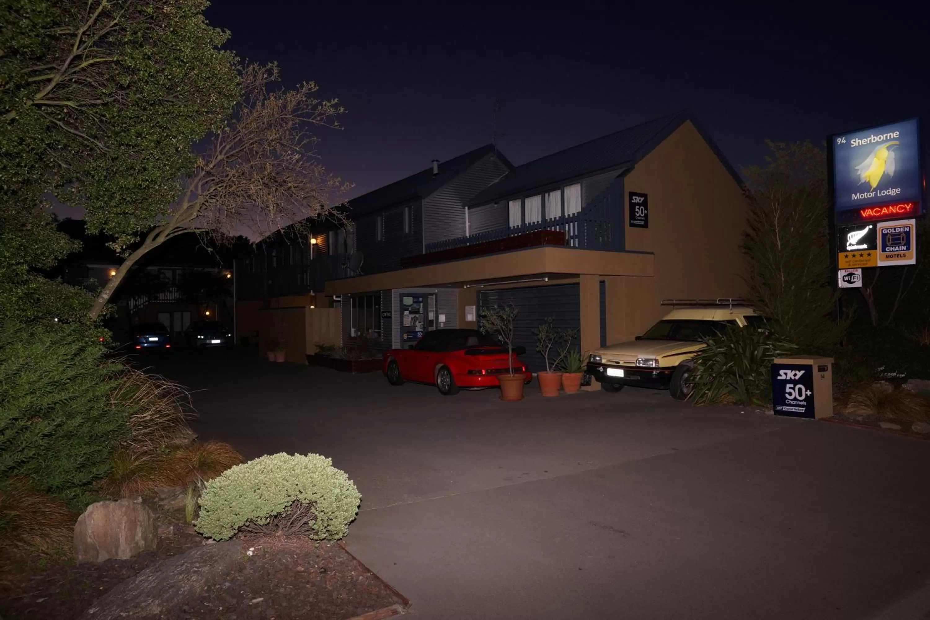 Night in Sherborne Motor Lodge