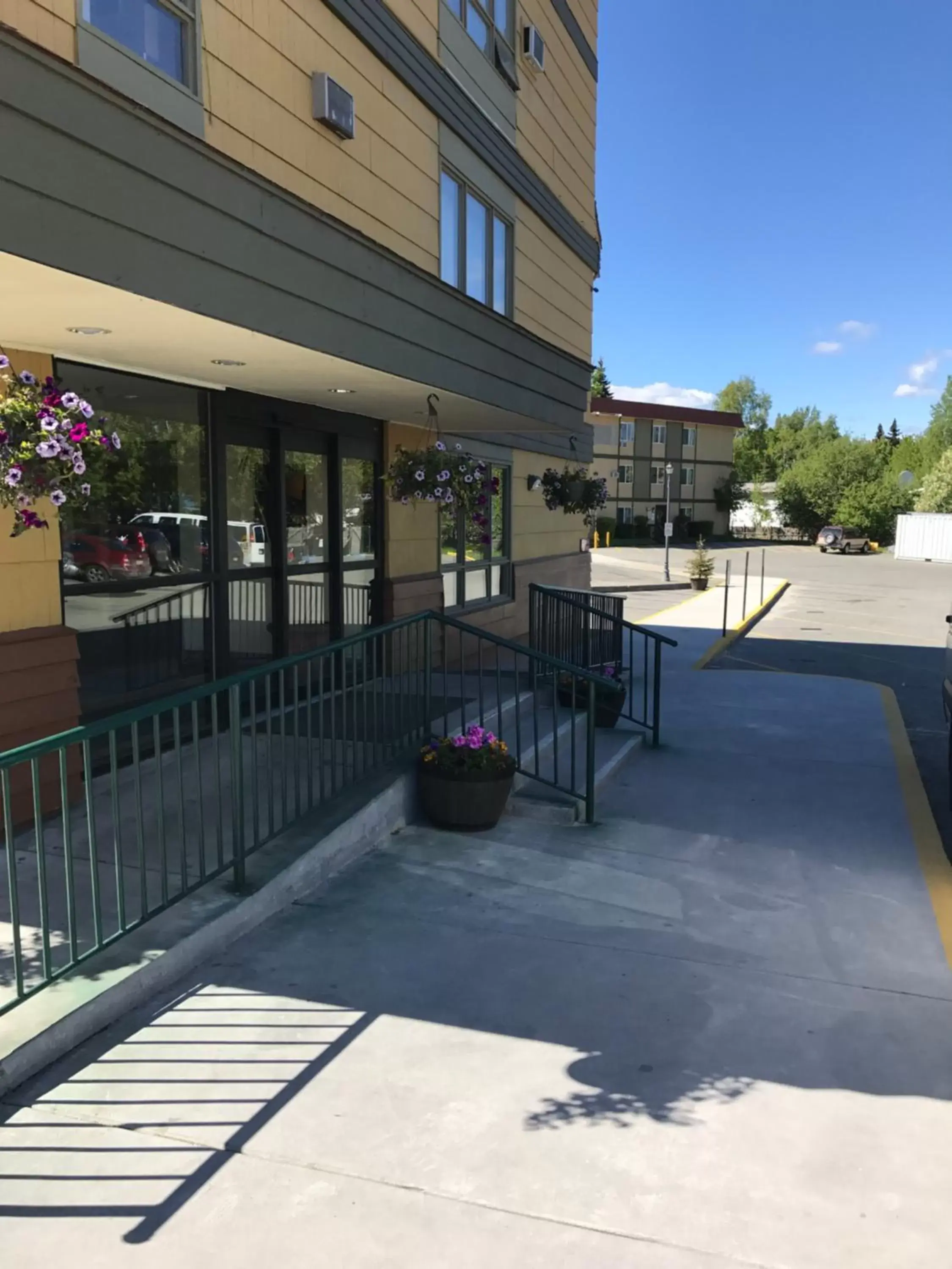 Americas Best Value Inn & Suites Anchorage Airport