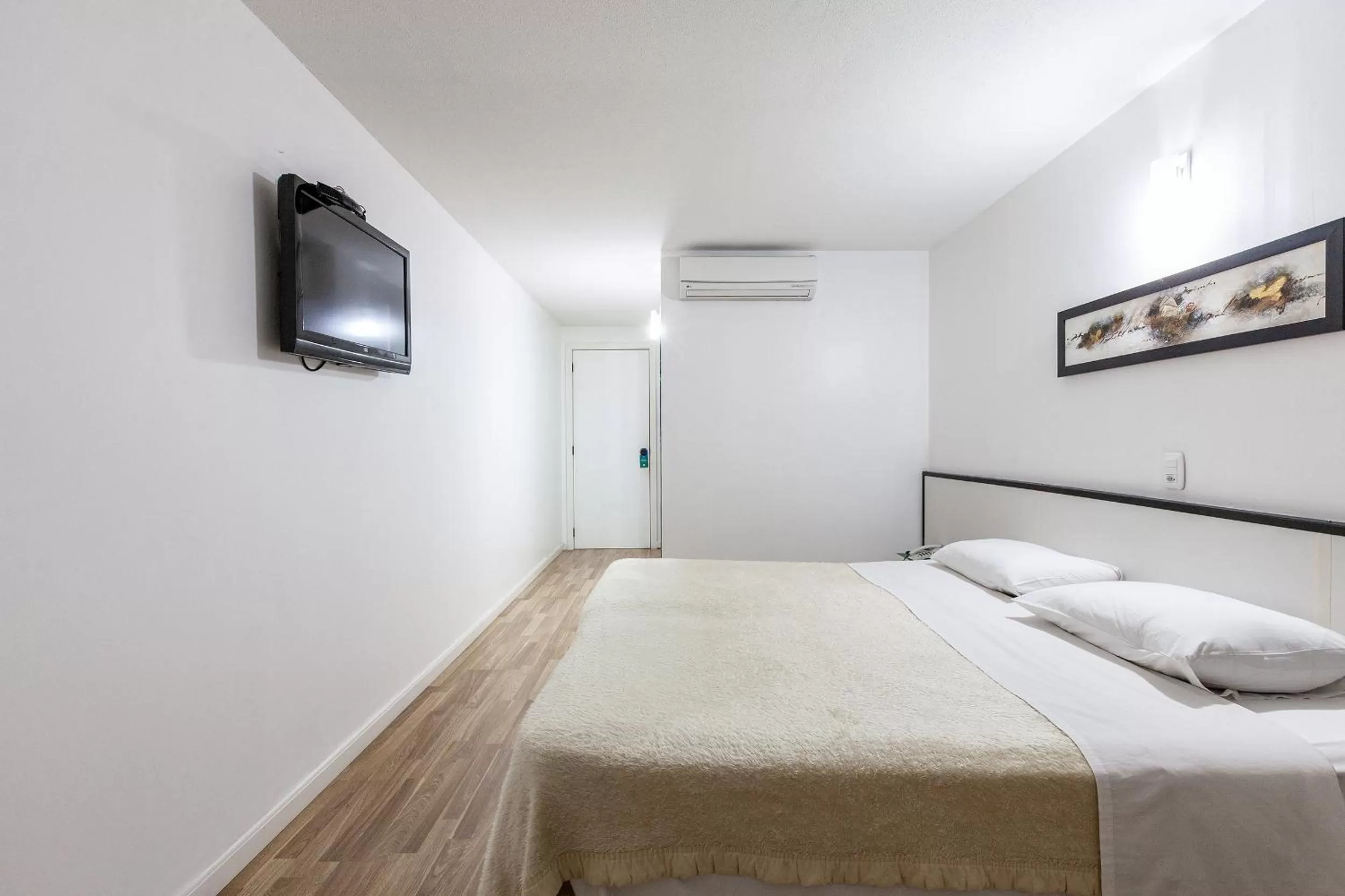 Bed in Tri Hotel Smart Caxias