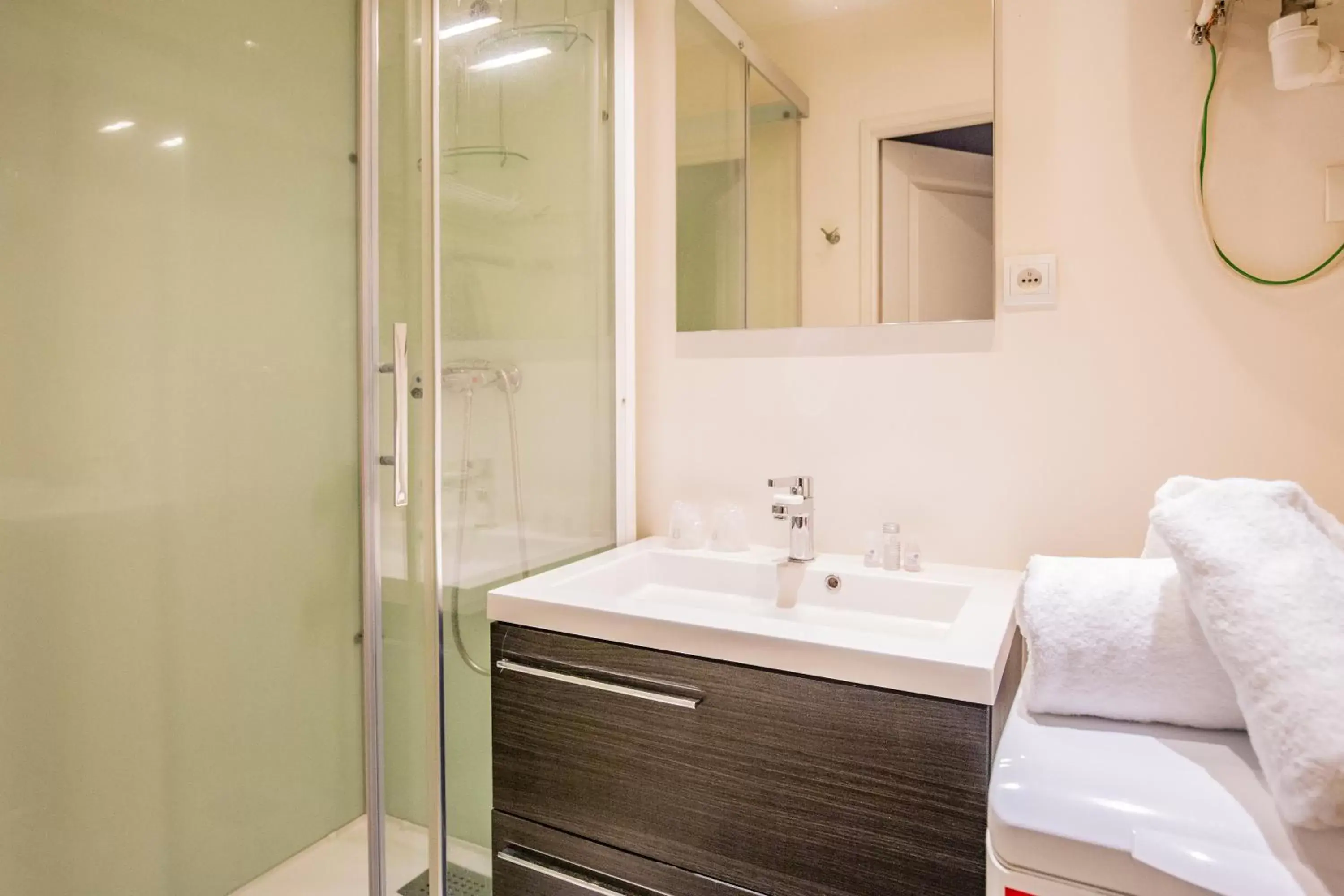 Shower, Bathroom in Appart'Hotel Saint-Michel