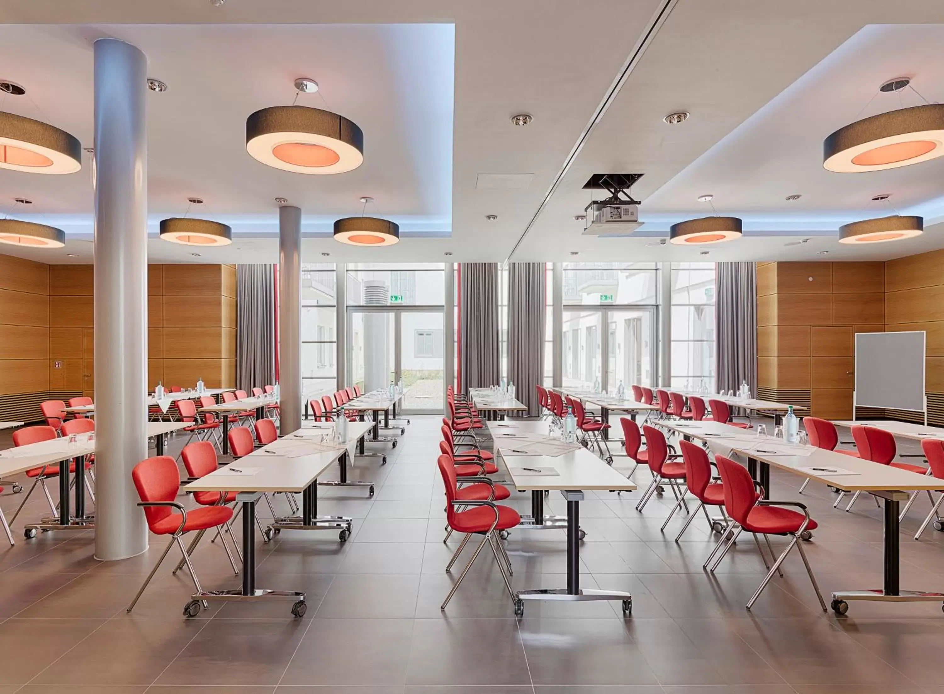 Meeting/conference room in Hotel Elbresidenz an der Therme