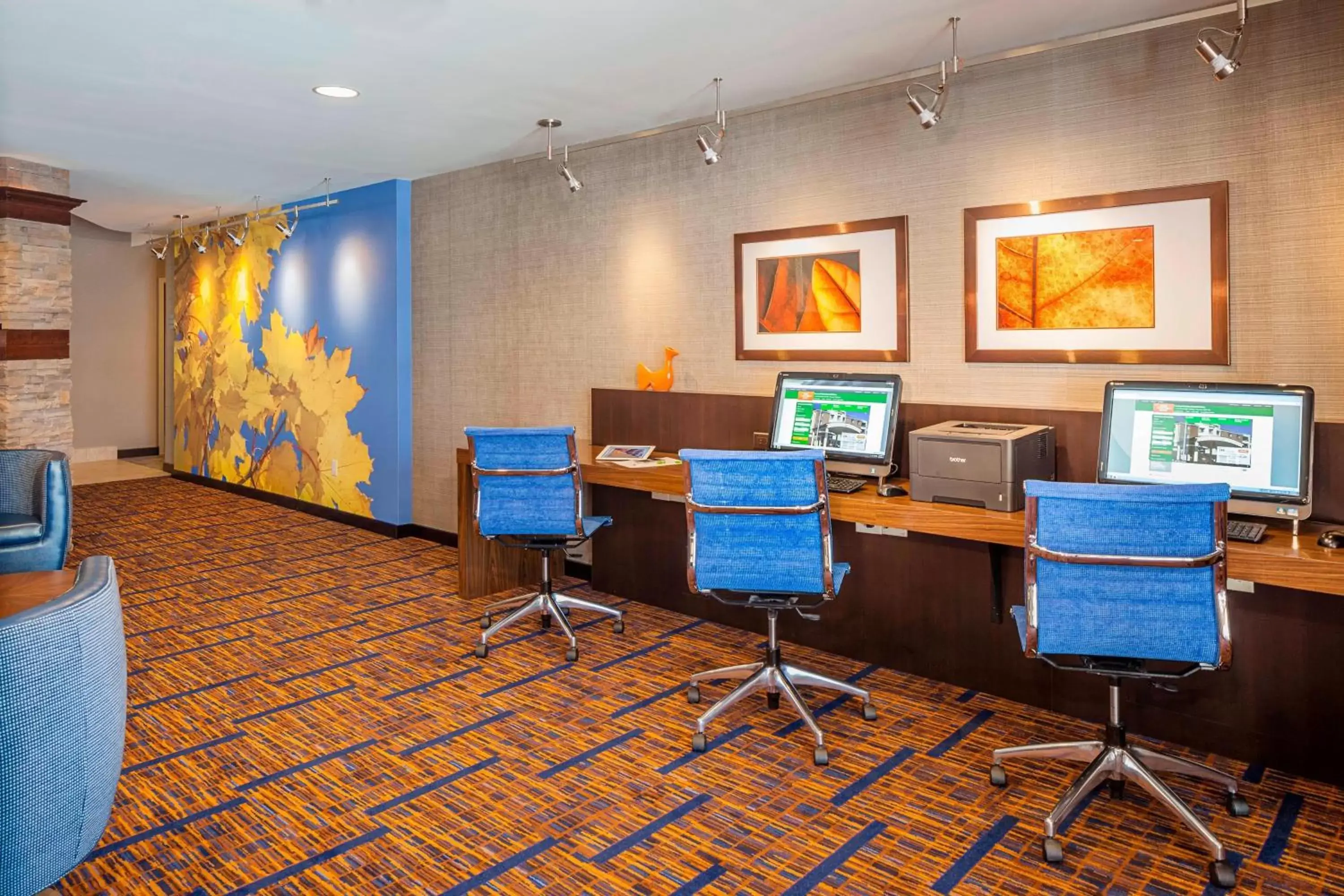 Business facilities in Courtyard by Marriott Madison West / Middleton