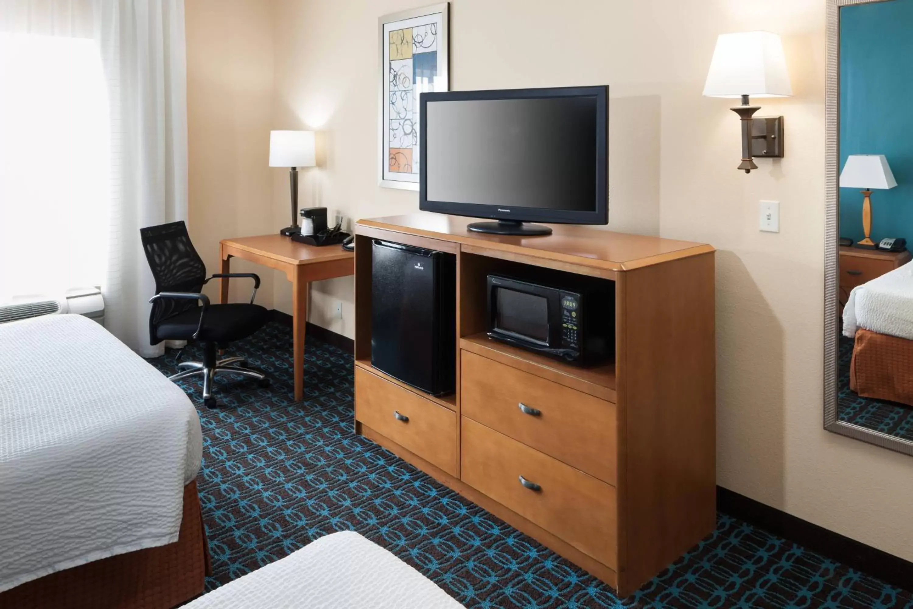 Photo of the whole room, TV/Entertainment Center in Fairfield by Marriott Ruston