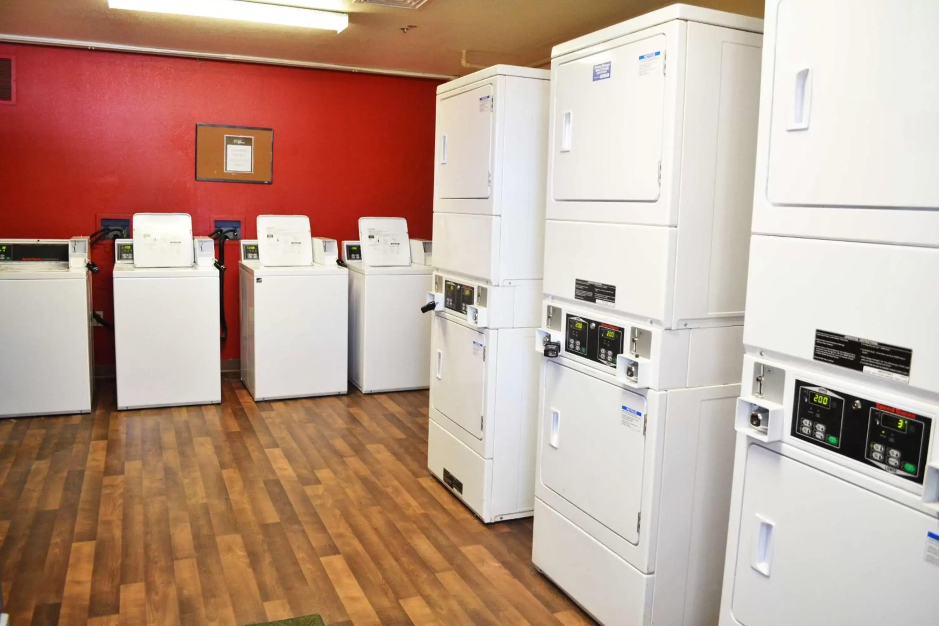 laundry, Kitchen/Kitchenette in Extended Stay America Suites - Denver - Lakewood South