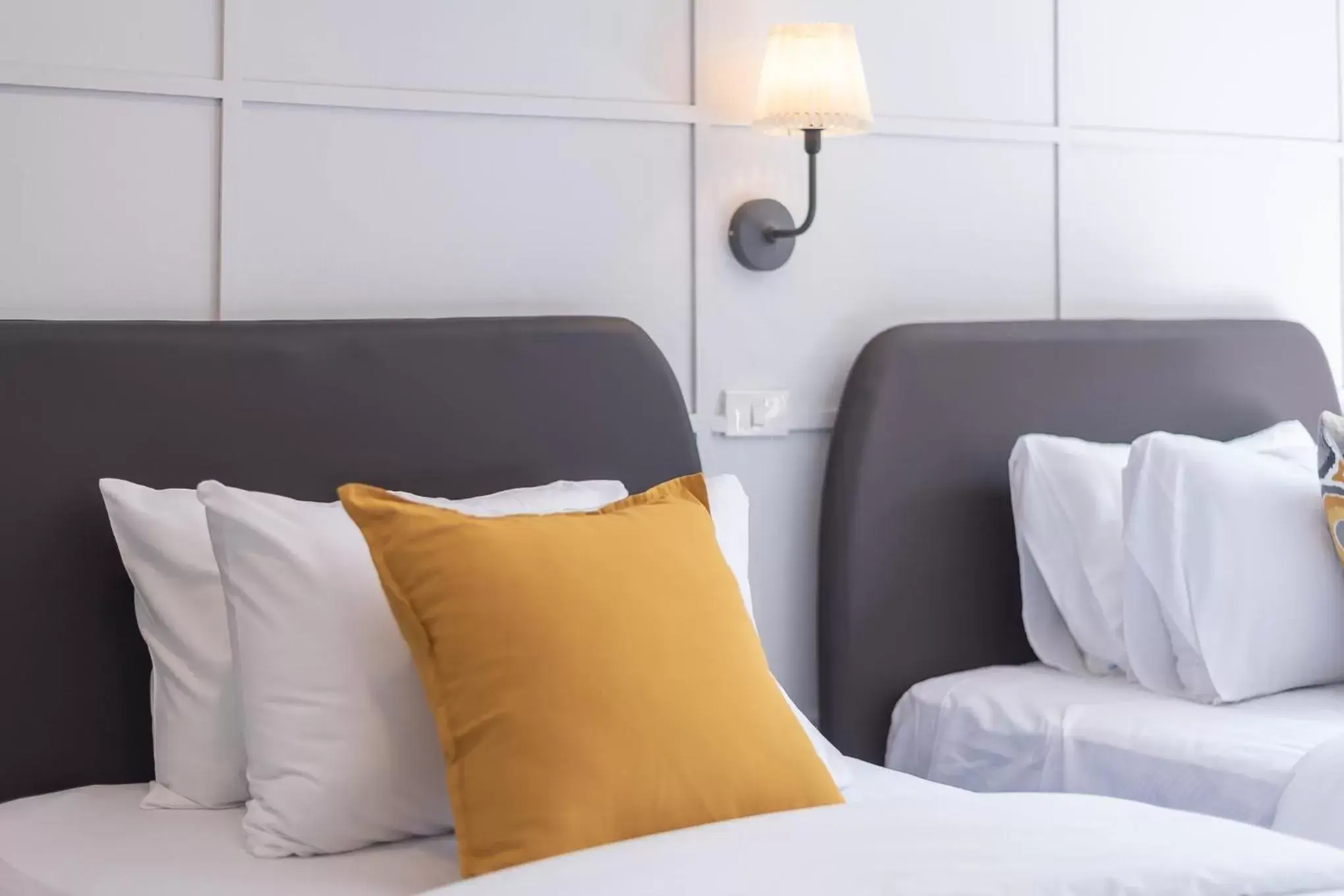 Twin Room in The Mellow Pillow Hotel @ Chiang Mai Gate Twin Room in The Mellow Pillow Hotel @ Chiang Mai Gate