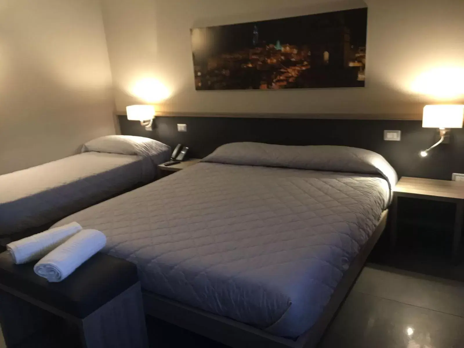 Bed in La Sosta Motel Tavola Calda