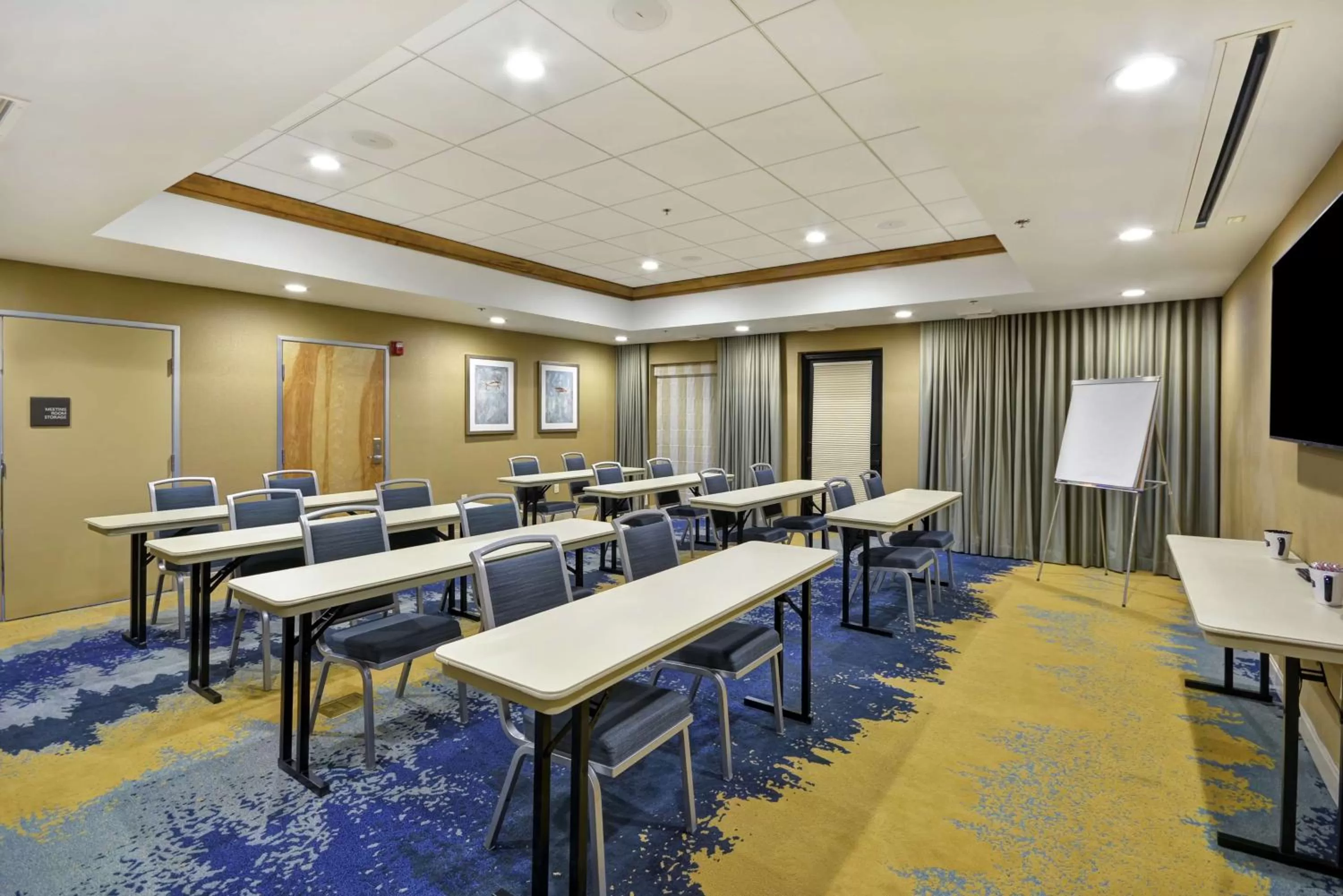 Meeting/conference room in Hampton Inn & Suites Grants Pass