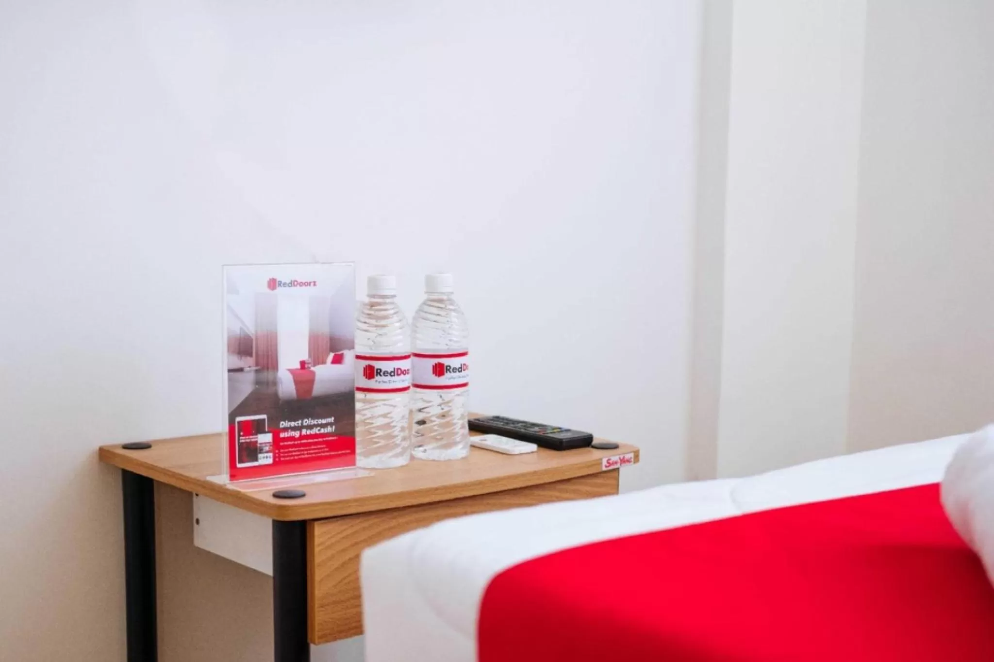 Other, Bed in RedDoorz @ VP Inting Street