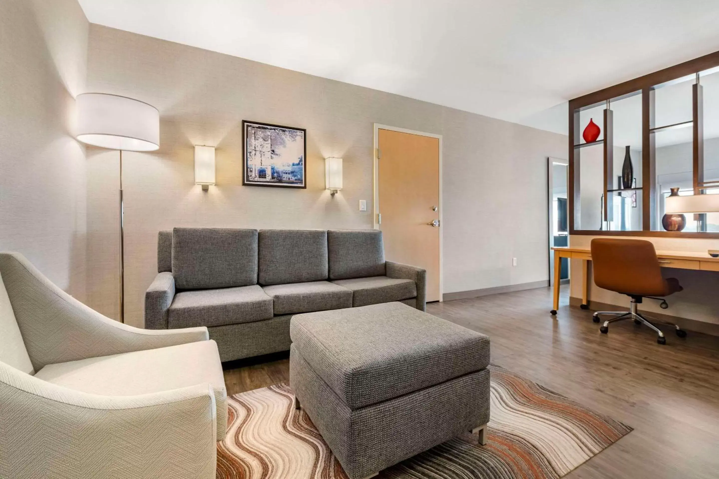 Living room, Seating Area in Cambria Hotel Madison East