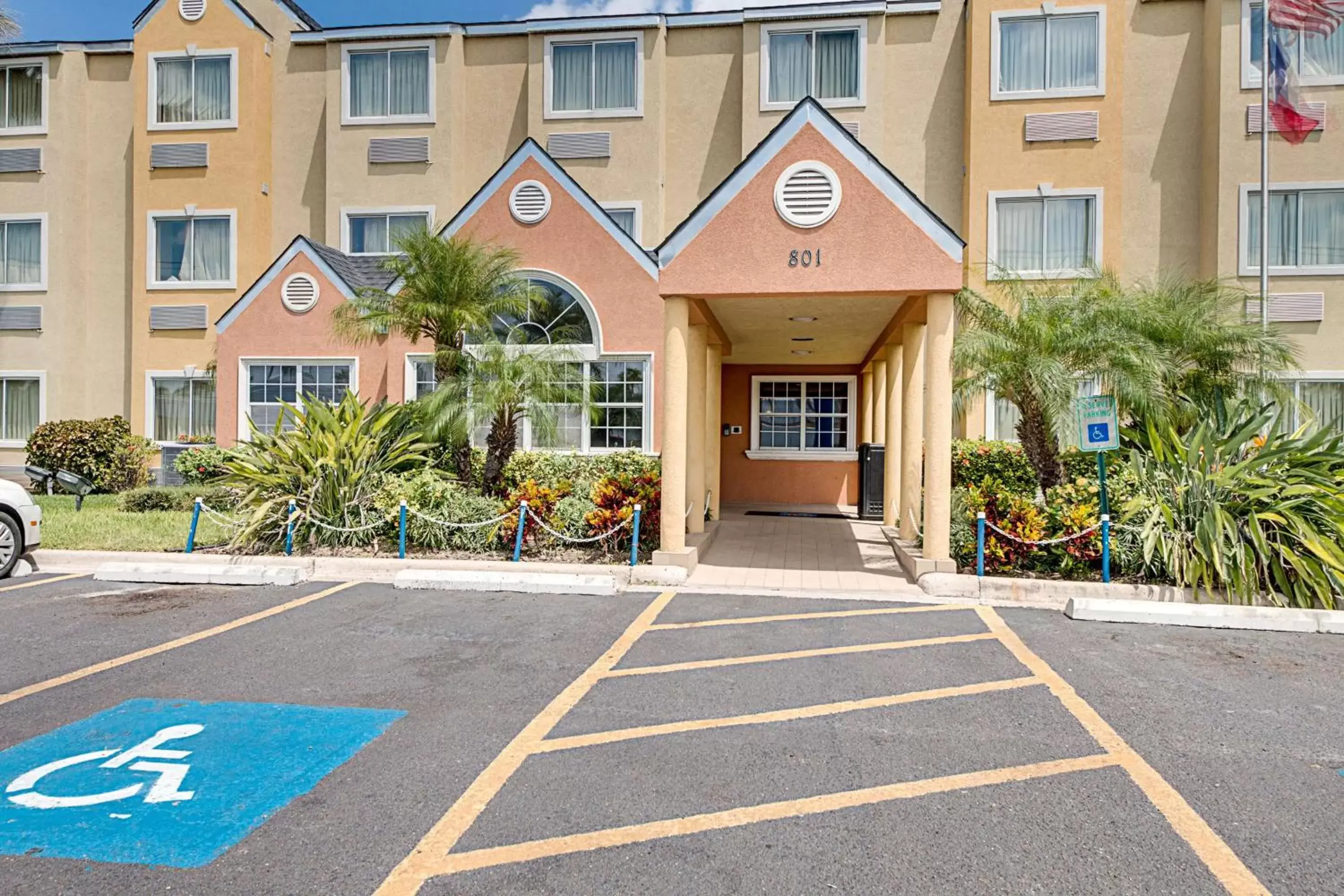 Property building in Motel 6-McAllen, TX - East