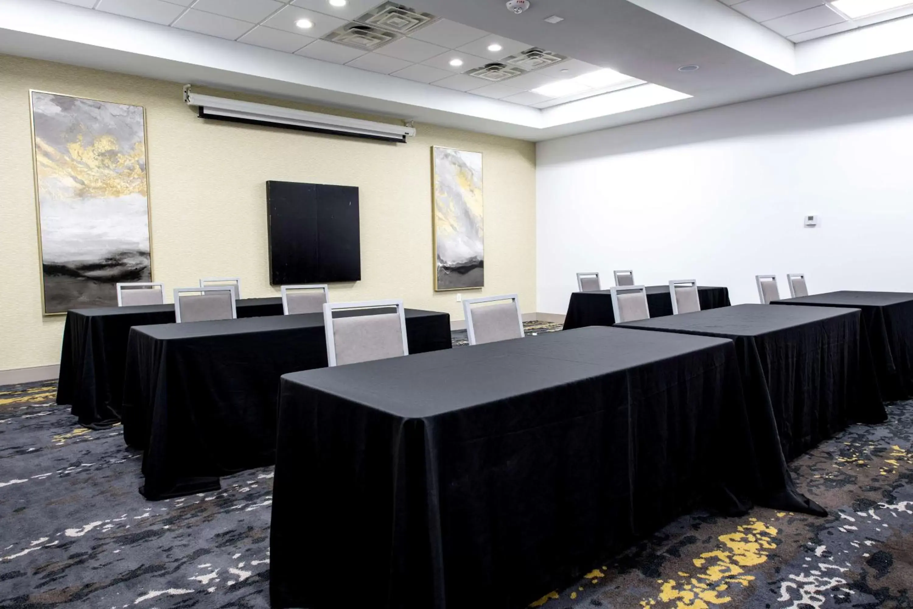 Meeting/conference room in Doubletree Sulphur Lake Charles