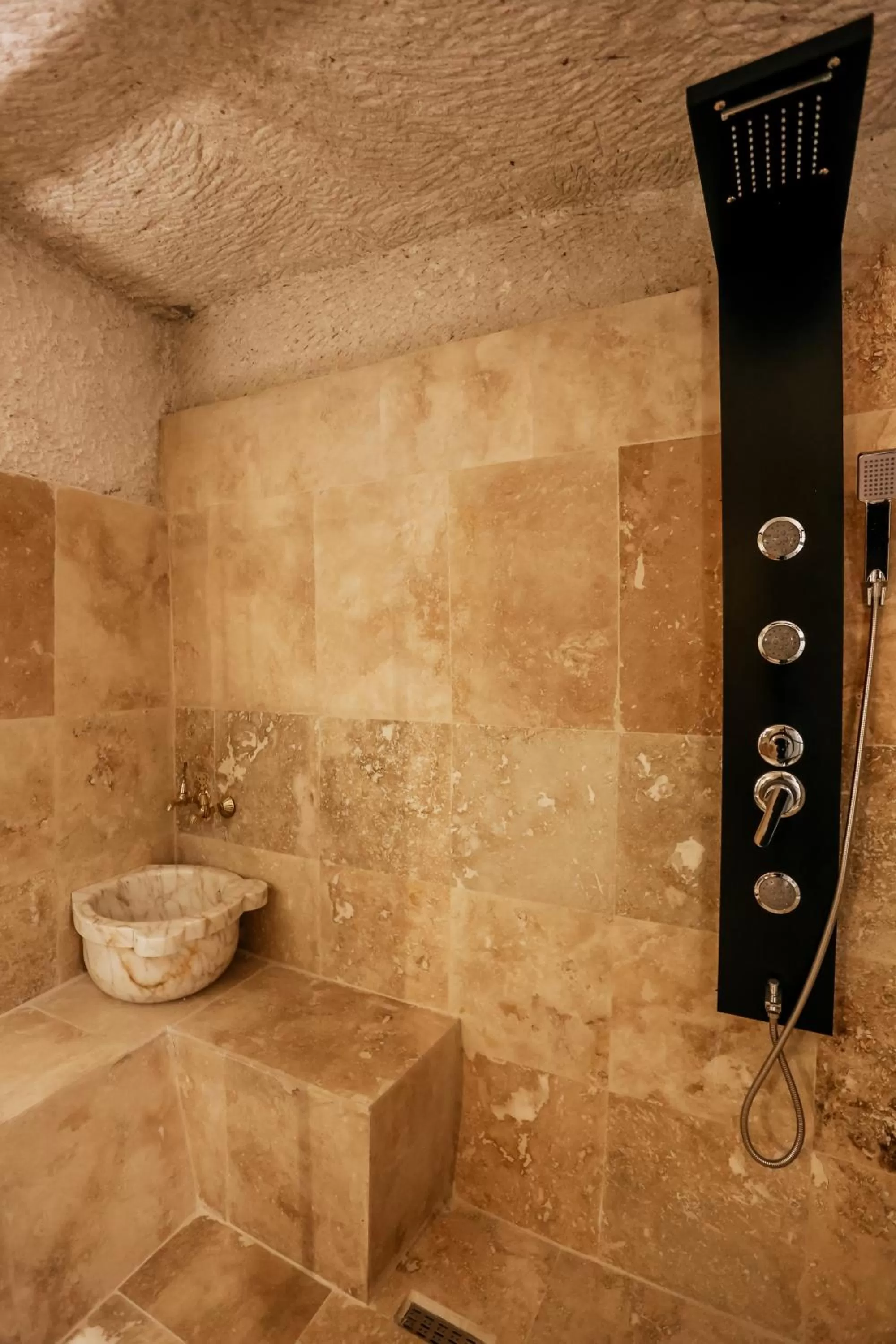 Bathroom in Sunset Cave