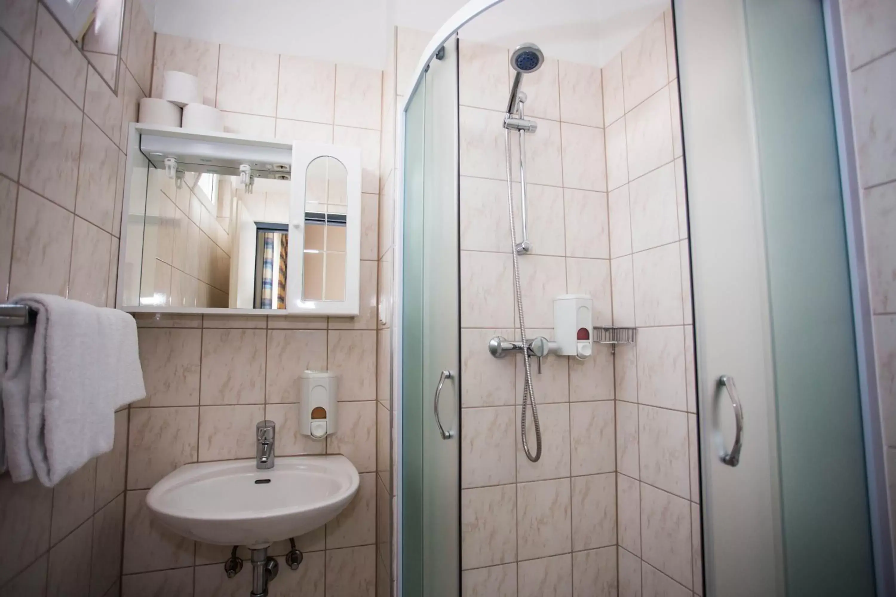 Bathroom in Hotel Geblergasse