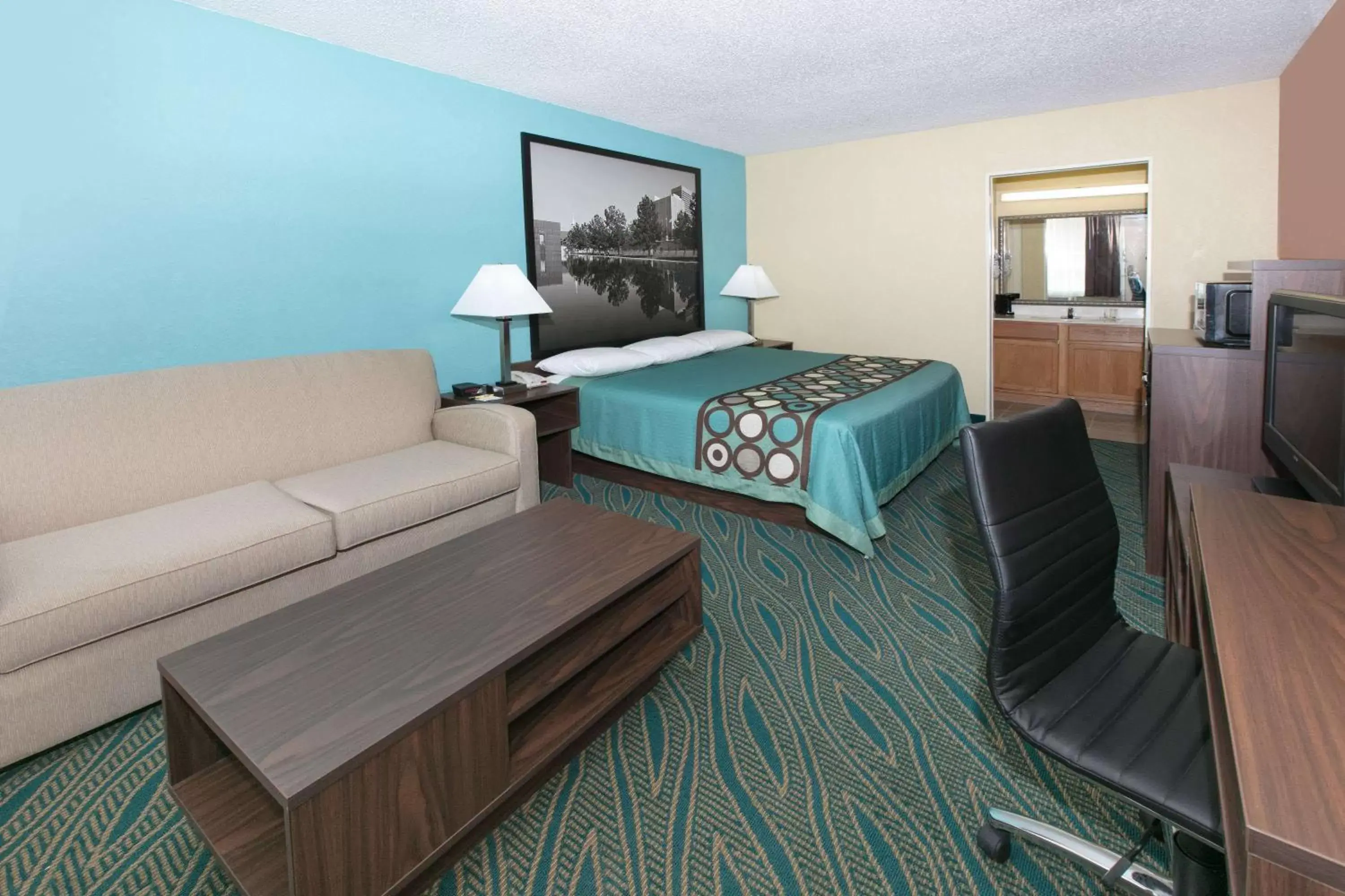 Photo of the whole room, Bed in Super 8 by Wyndham Duncan Photo of the whole room, Bed in Super 8 by Wyndham Duncan