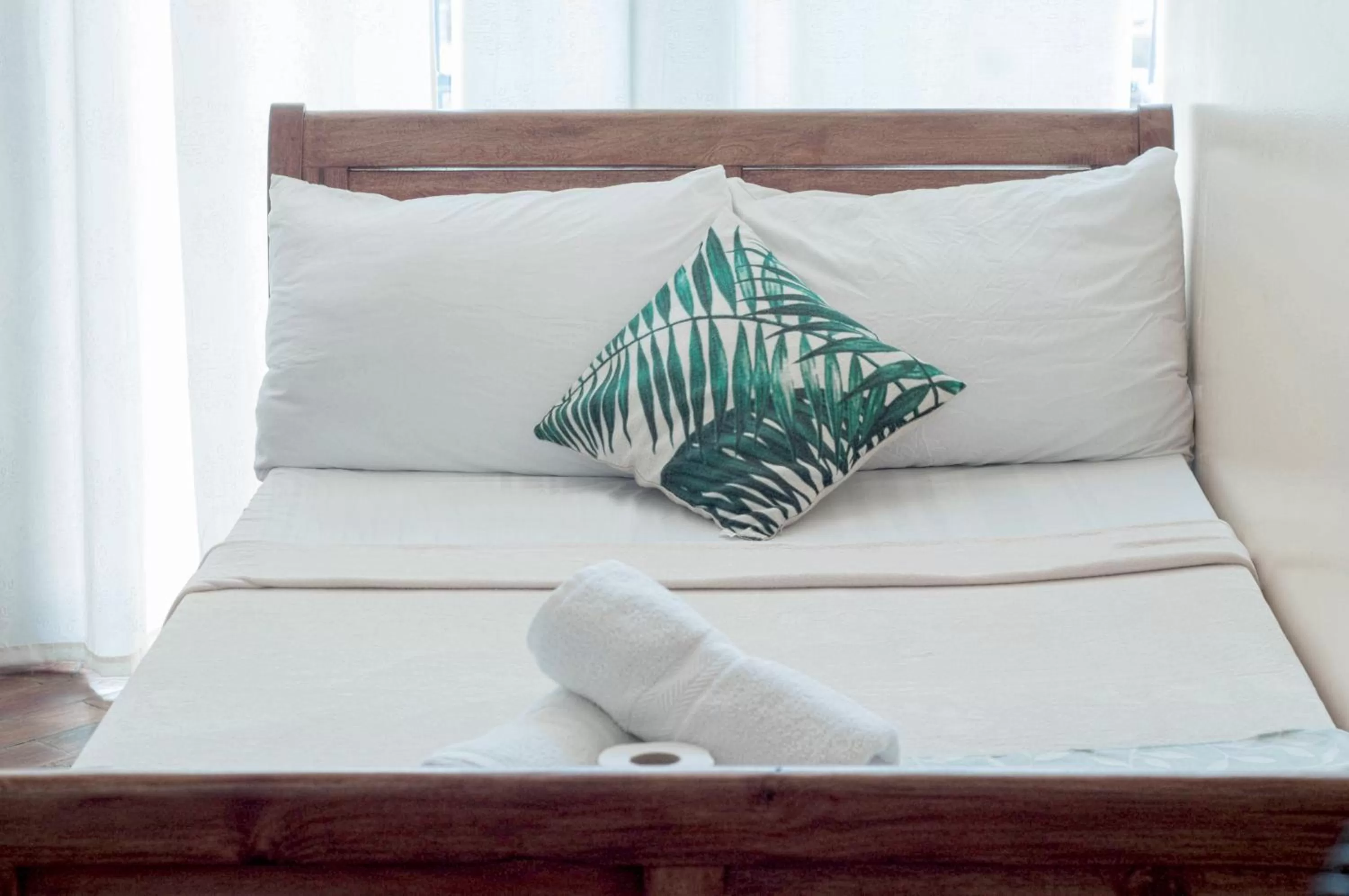 Bed in The Half House by Elmar Cabin