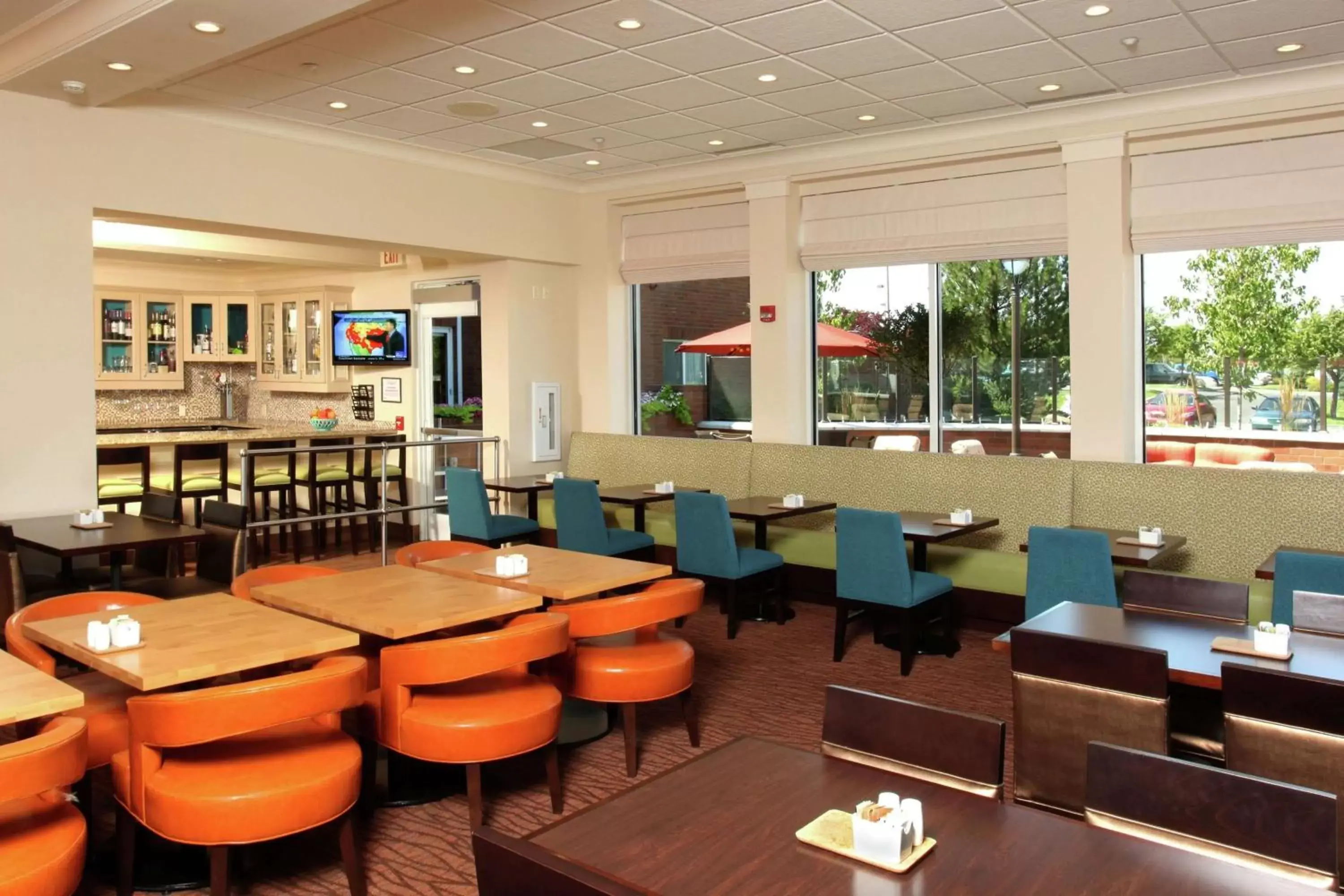 Lounge or bar, Lounge/Bar in Hilton Garden Inn Spokane Airport