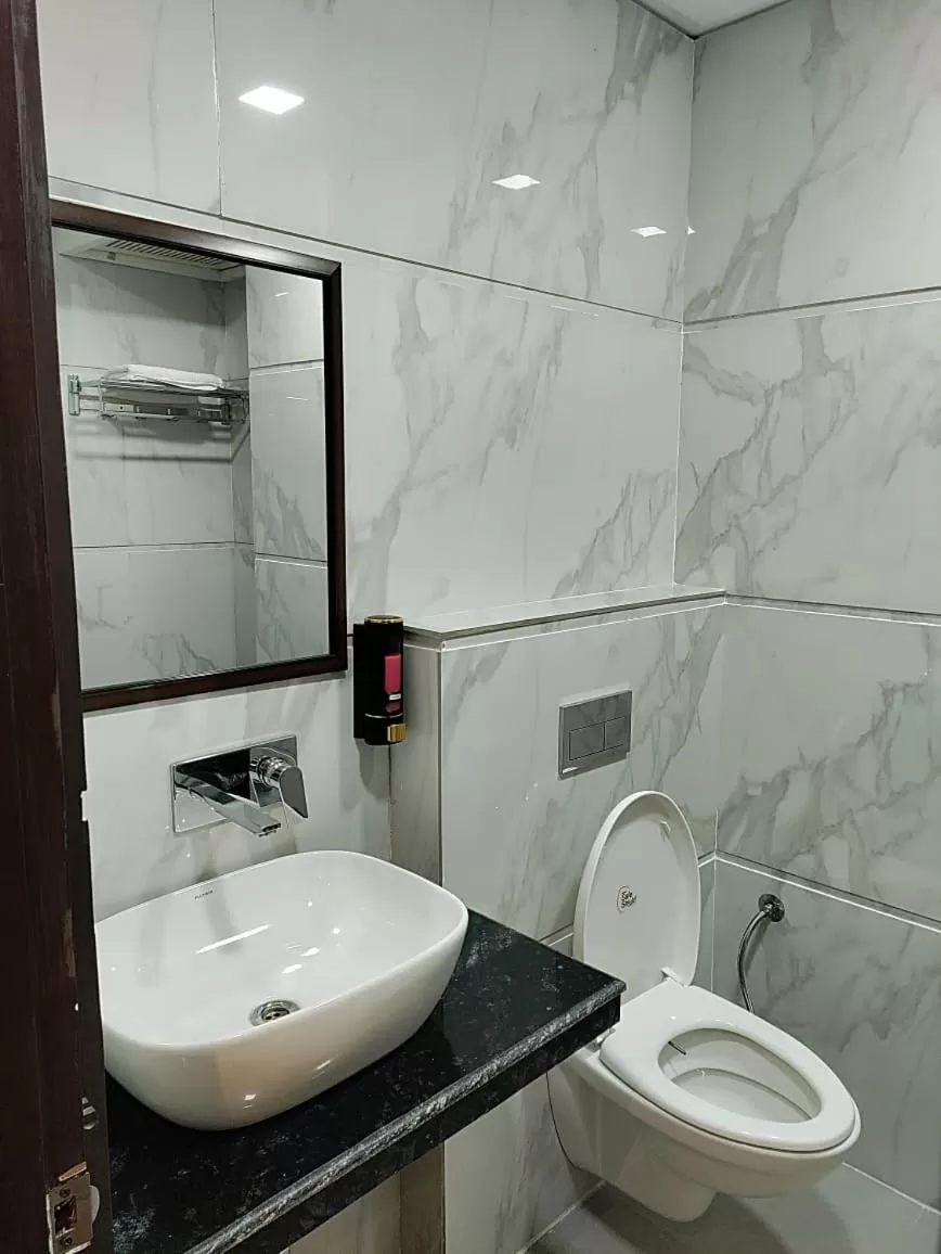 Bathroom in Hotel Luxuria