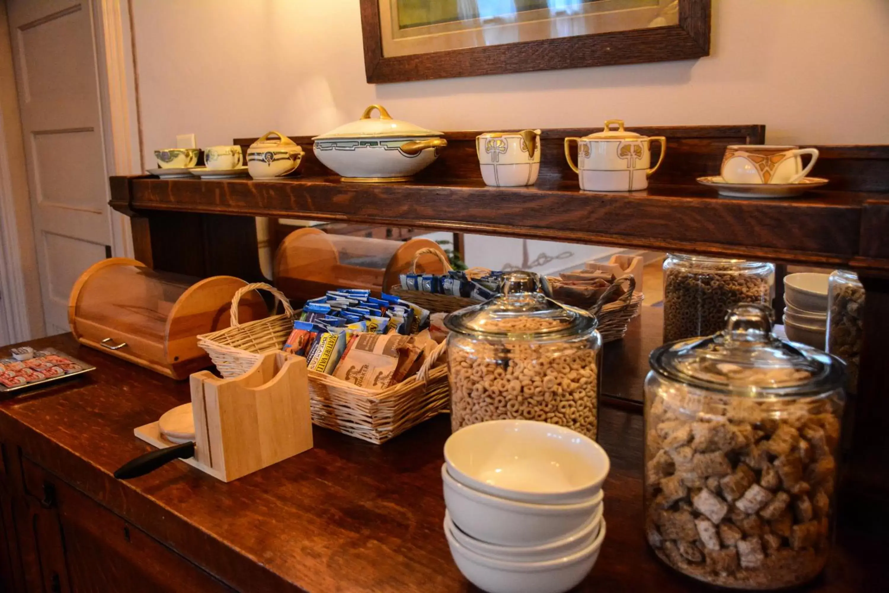 Dining area, Food in Stone Soup Inn