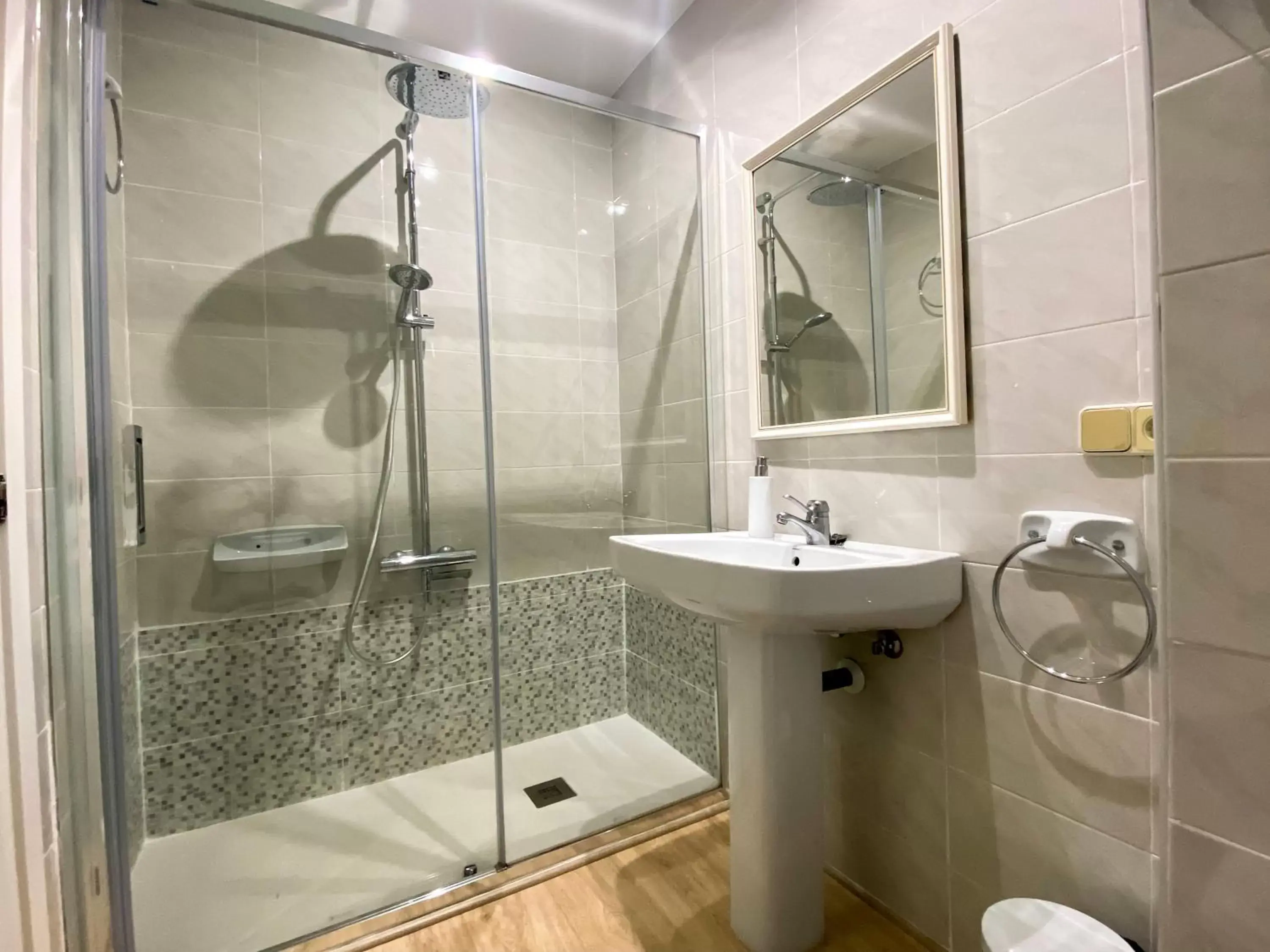 Bathroom in Casablanca Hotel Studios