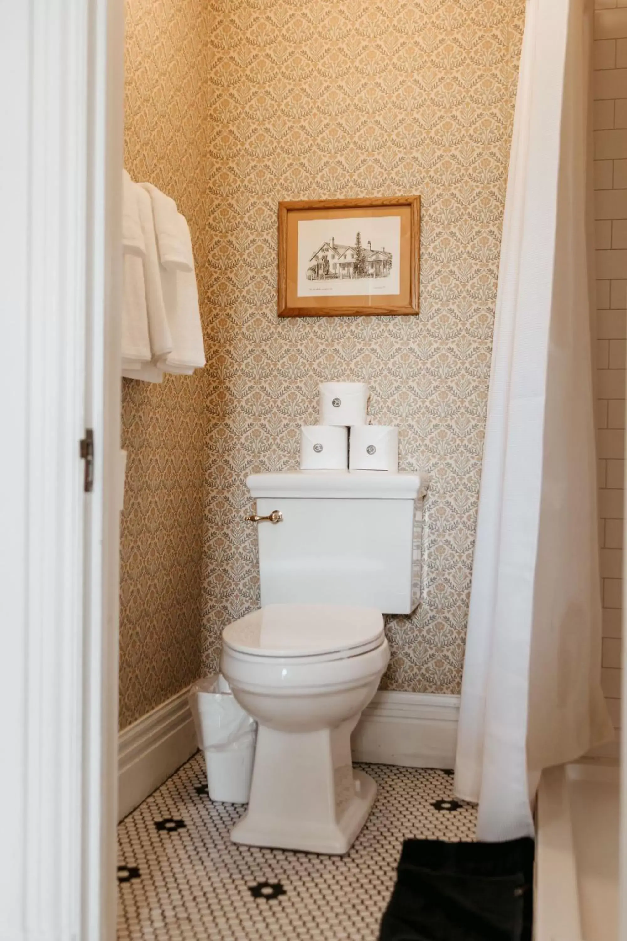 Bathroom in Ellerbeck Bed & Breakfast