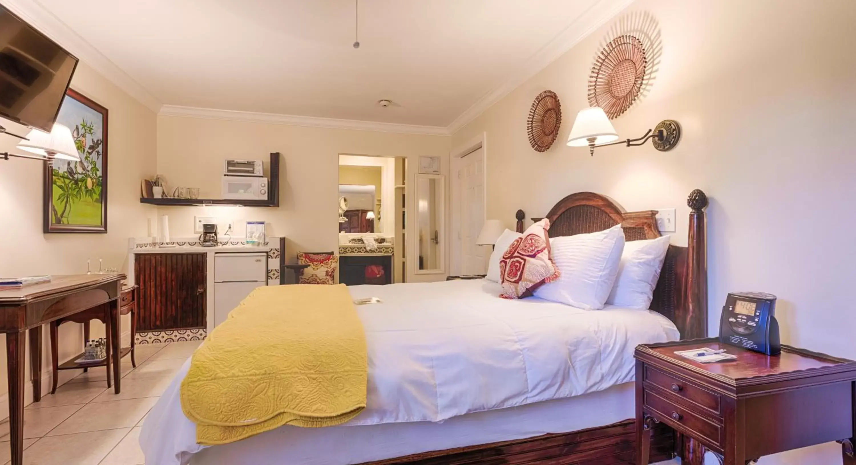 Bedroom in The Caribbean Court Boutique Hotel