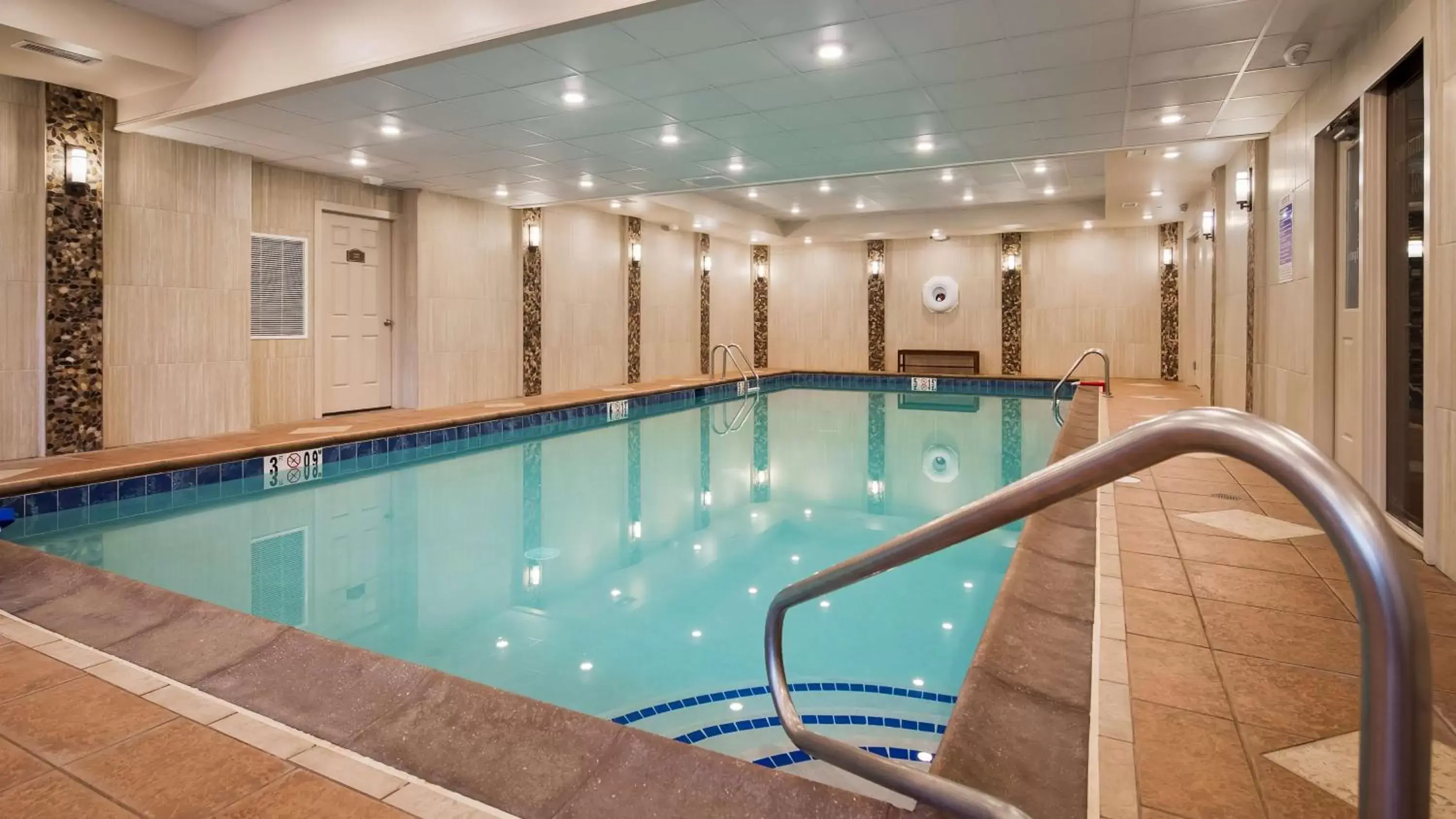 On site, Swimming Pool in Best Western Plus Concordville Hotel