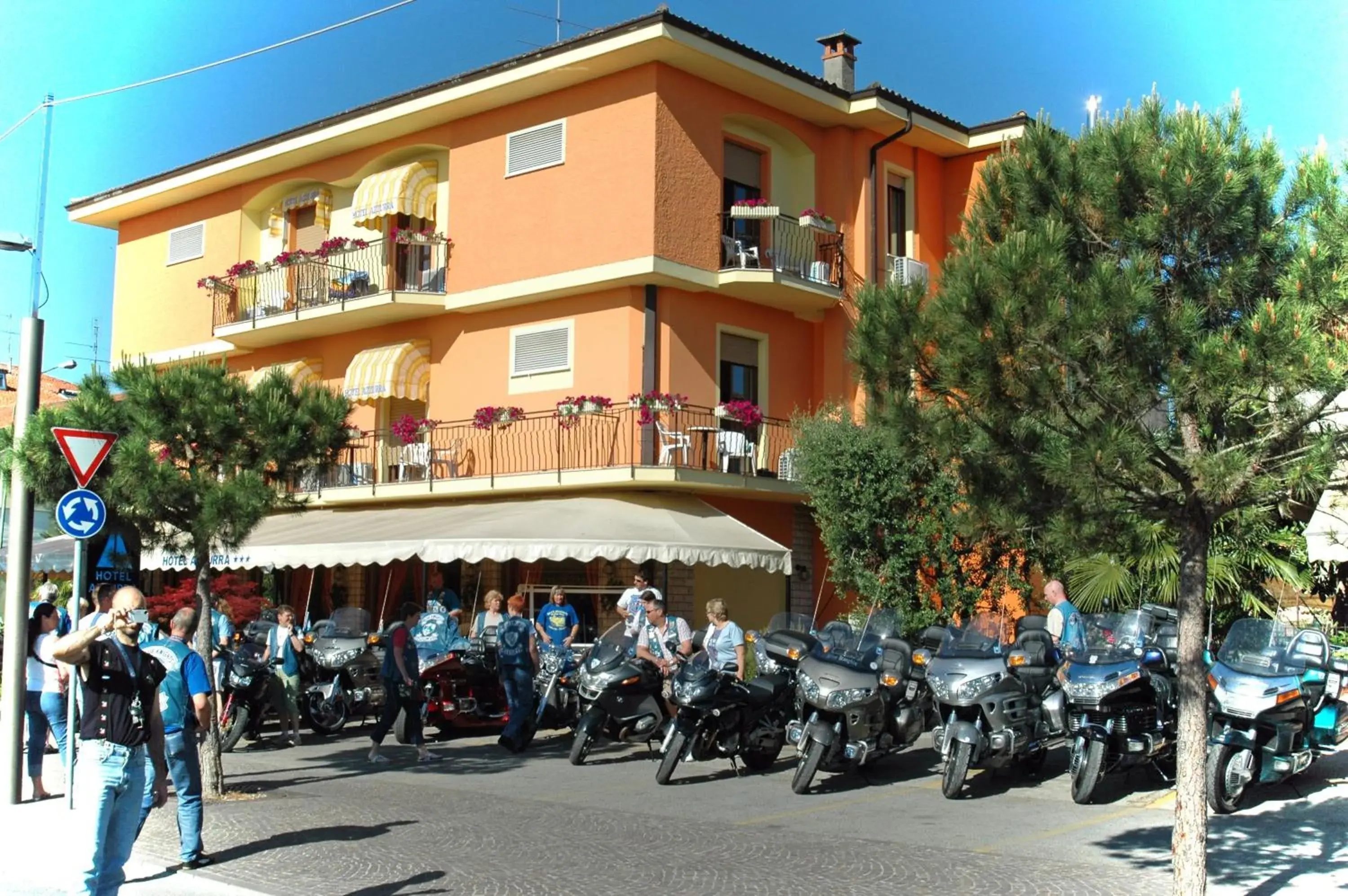 Facade/entrance, Property Building in Hotel Azzurra