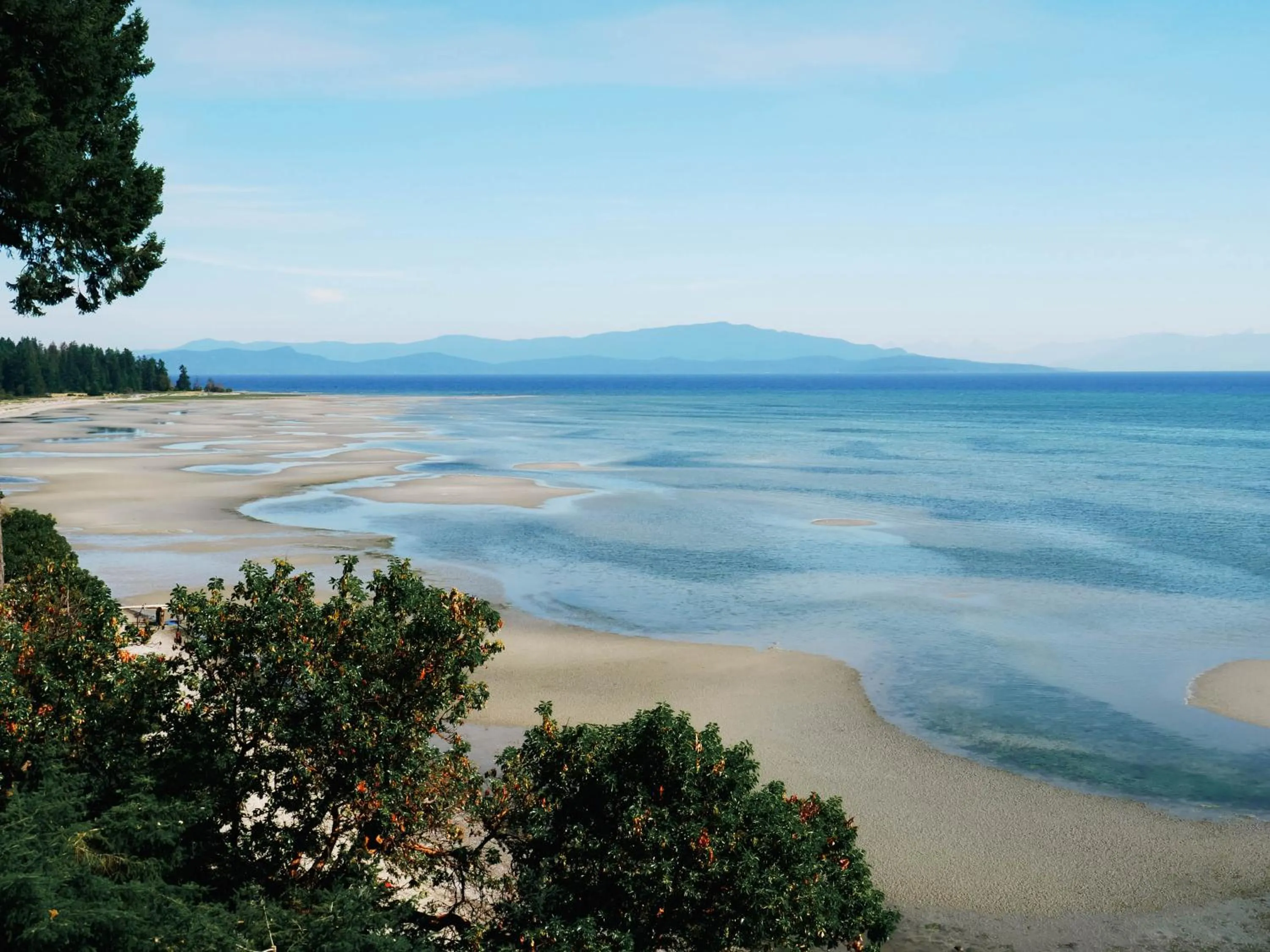 Beach in Tigh-Na-Mara Seaside Spa Resort