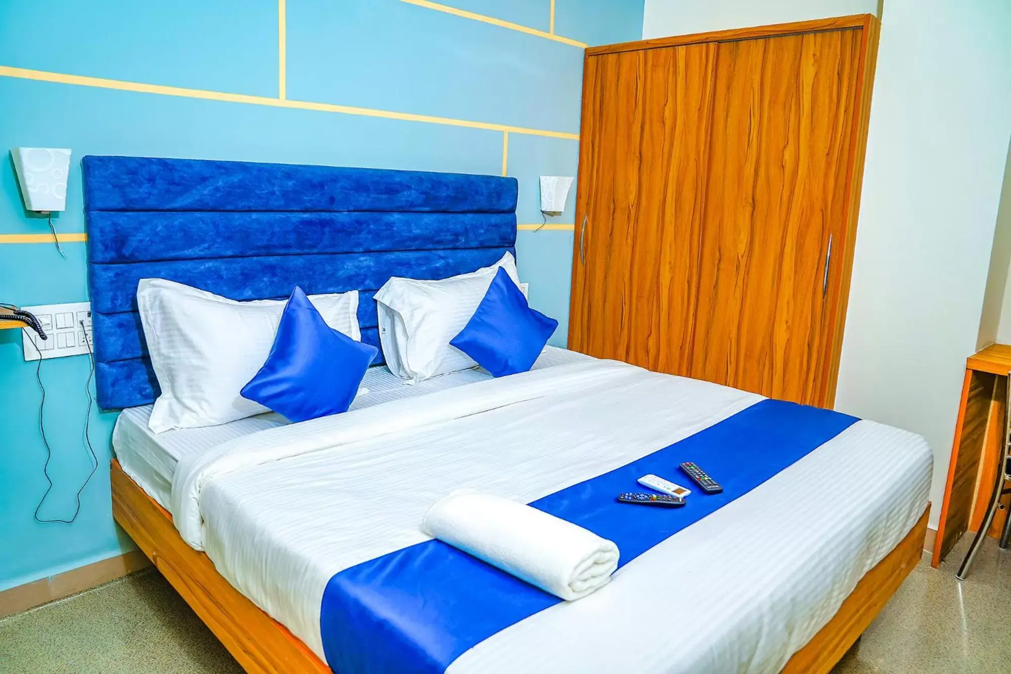 FabHotel JKC Grand FabHotel JKC Grand