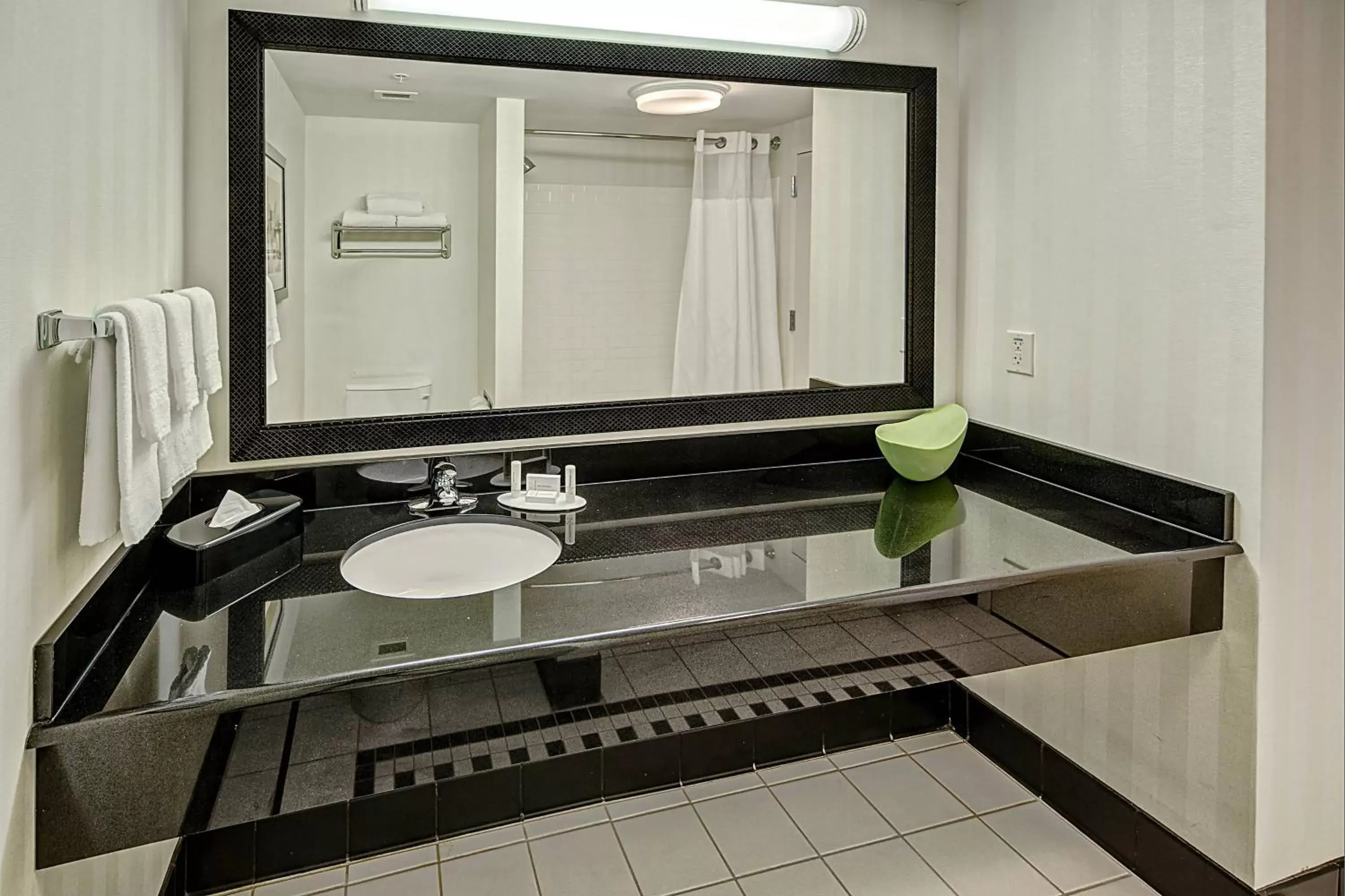 Bathroom in Fairfield Inn and Suites by Marriott Naples