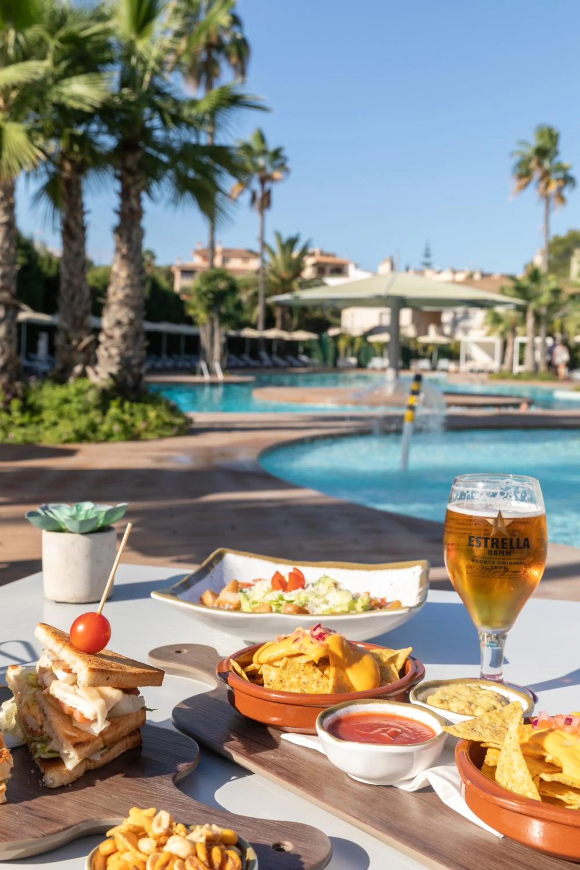 Lounge or bar in JS Portocolom Suites