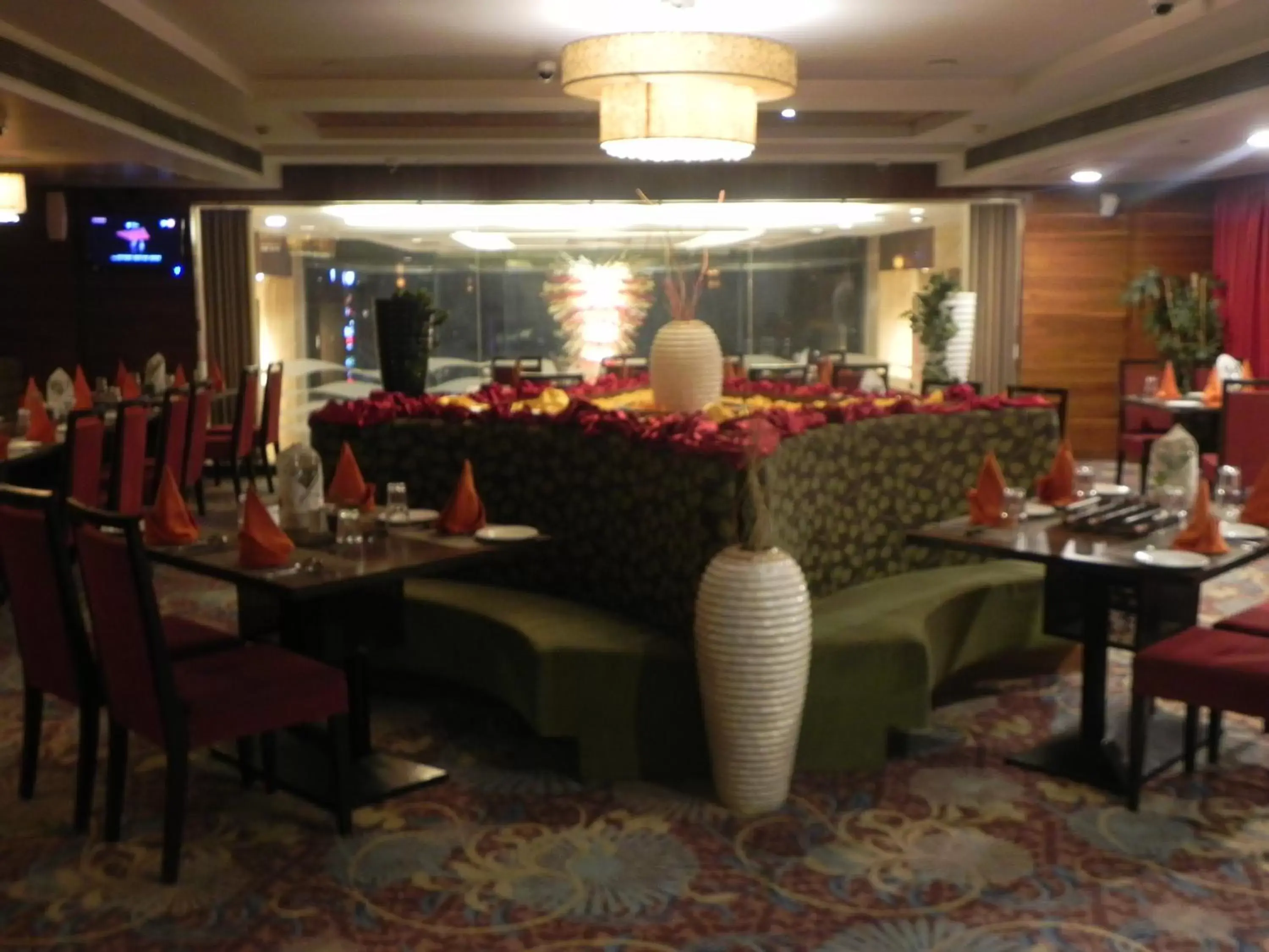 Restaurant/Places to Eat in Ramada Ahmedabad